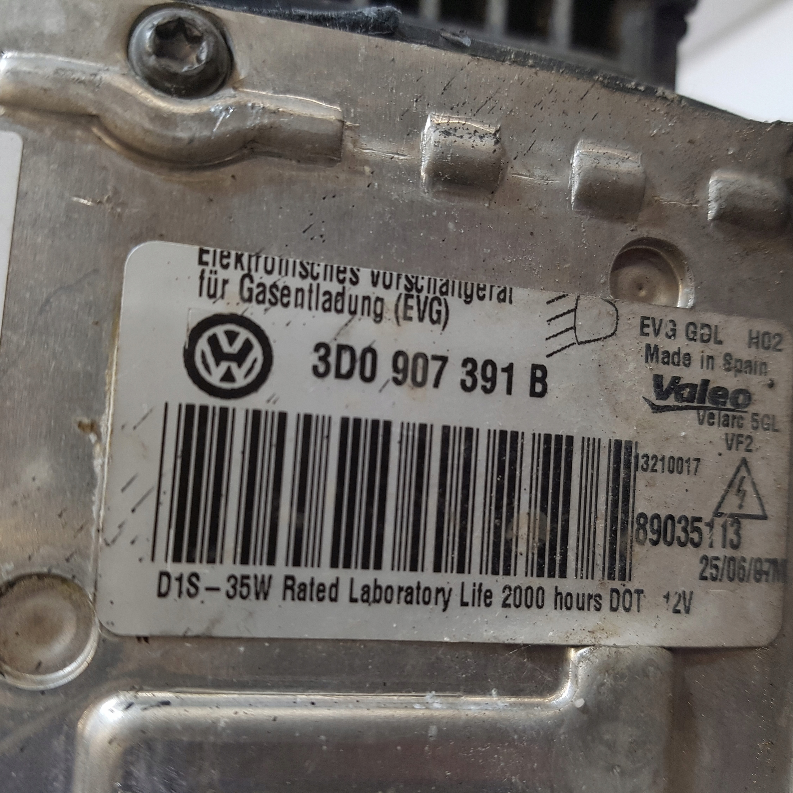 light right front VW PASSAT B6 VALEO BI-XENON 3C0941754G 3D0907391B