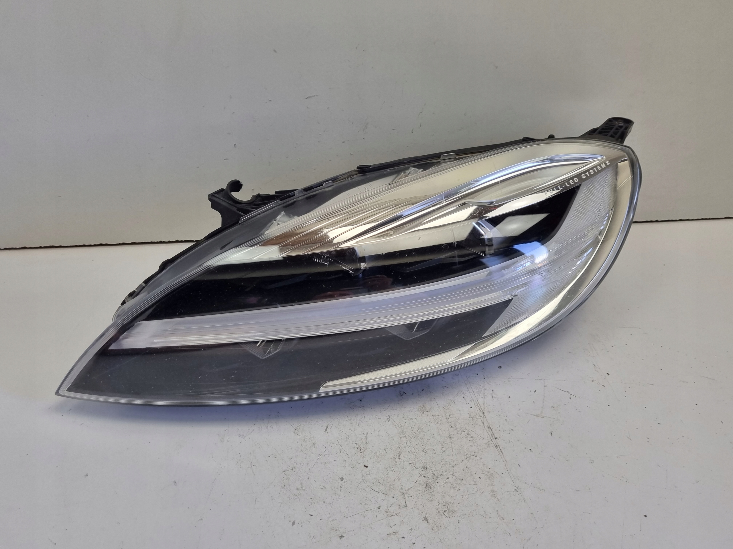 Volvo V40 II Xc40 РЕСТАЙЛИНГ ПЕРЕДНЯЯ ФАРА ЛЕВА левый перед ПОЛНЫЙ КОМПЛЕКТ LED 31420447