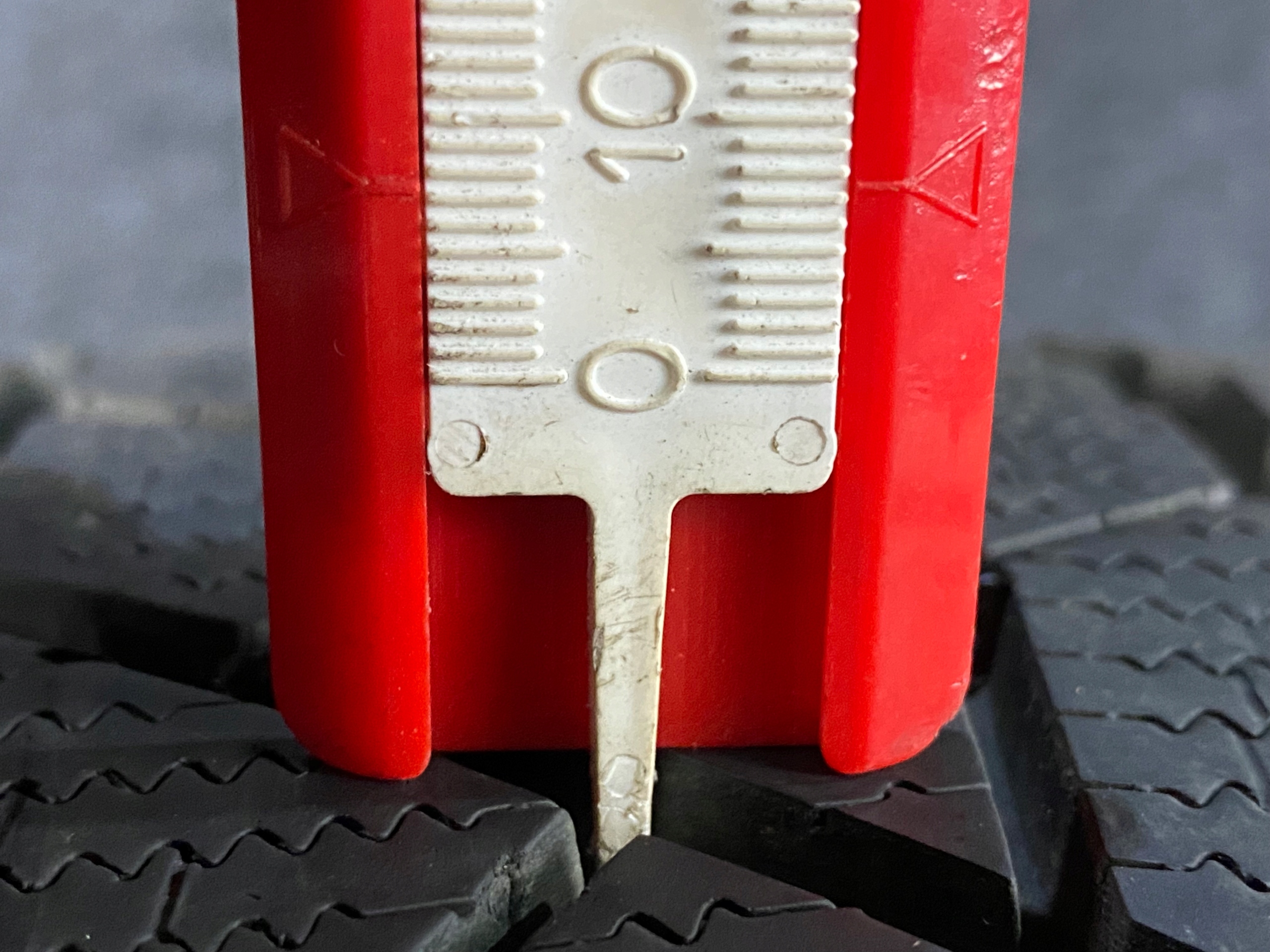 CONTINENTAL CONTWINTERCONTACT TS830P 205/60R16 Marka Continental