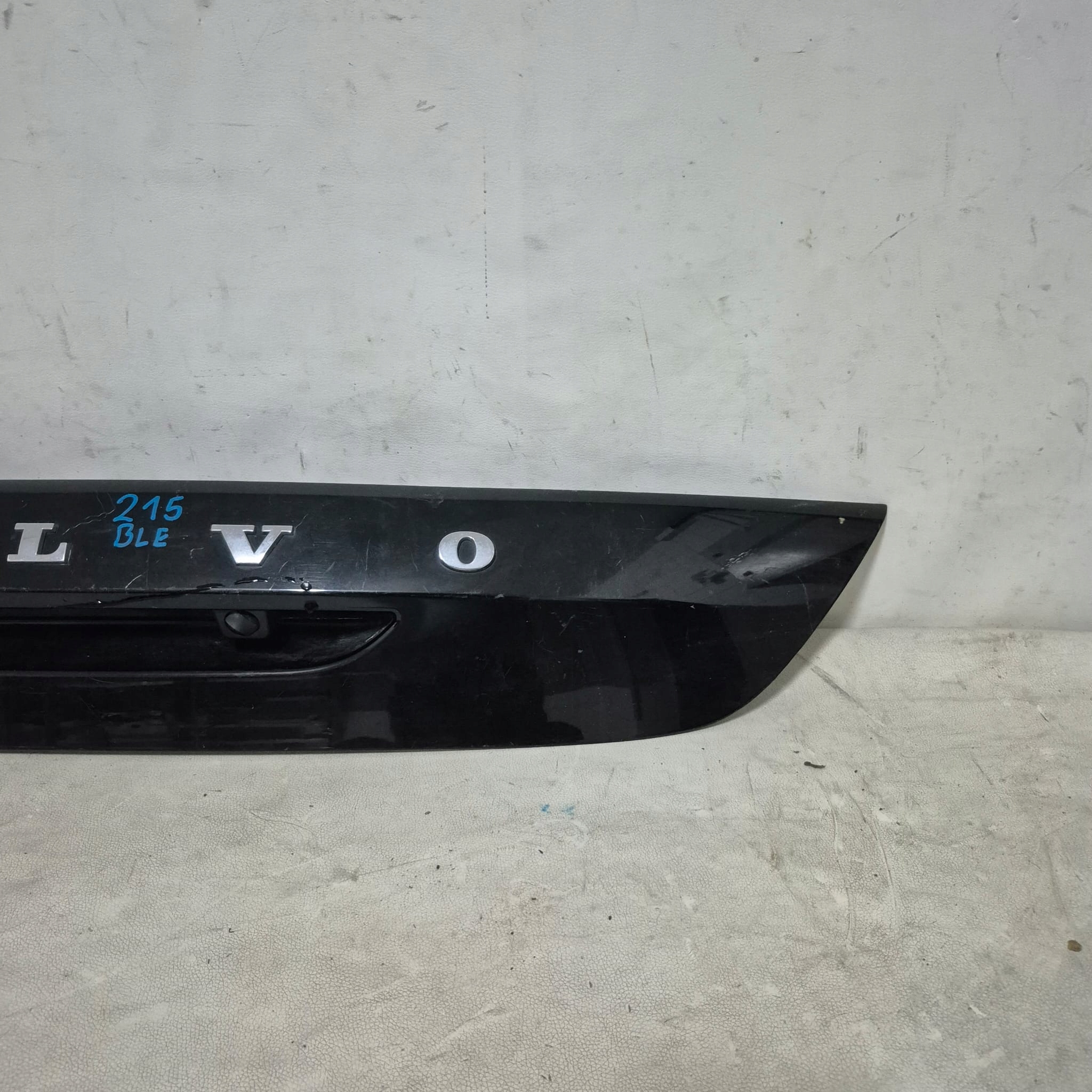 VOLVO V40 12-19 cap moulding cap bonnet rear part