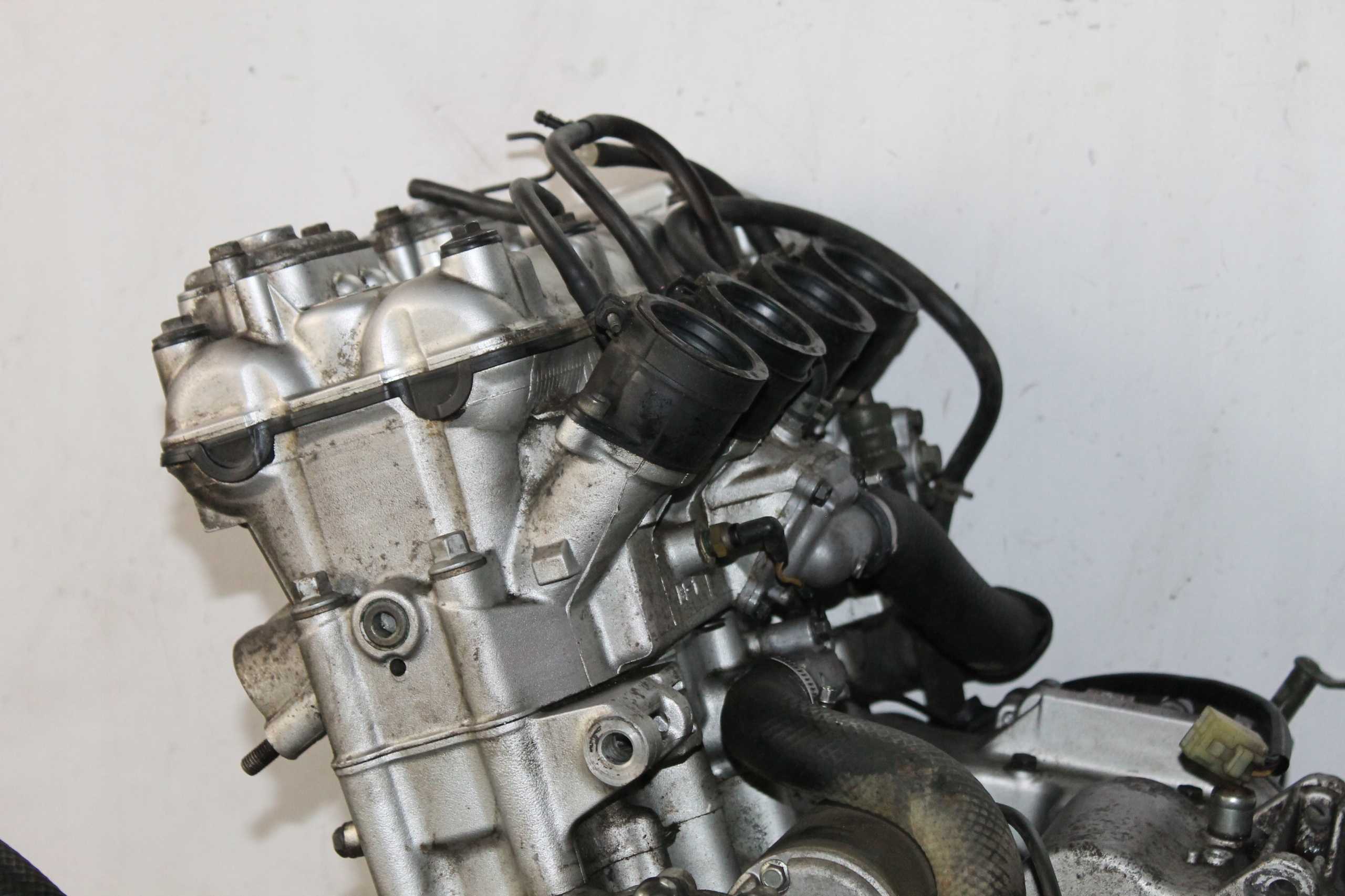 MB-140--600コンプリートエンジン販売 Kawasaki zx6r 600 95- 97 двигатель гарантия Купить в Украине: б/у