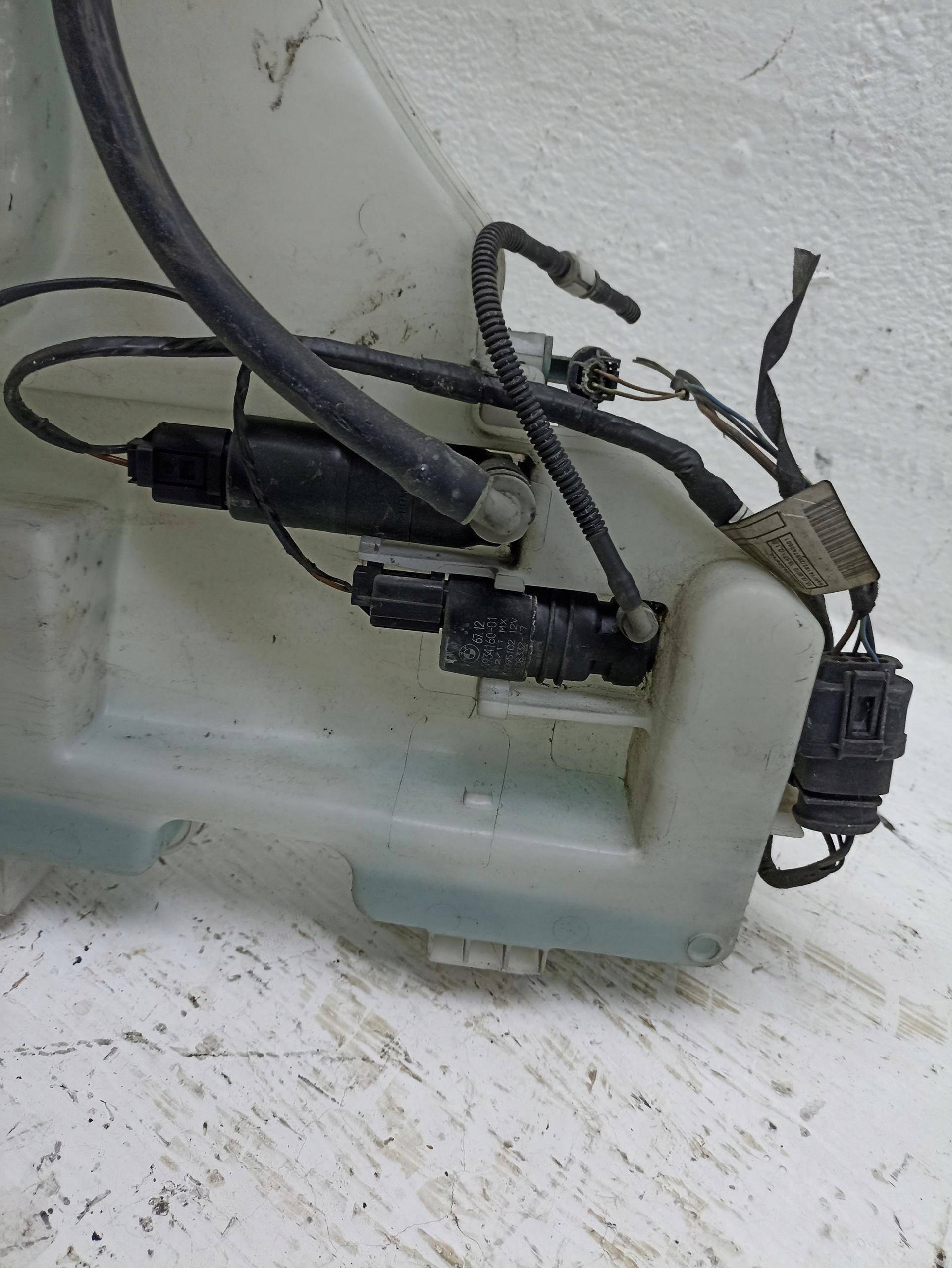 Behälter Spritzdüse + POMPKI BMW X6 E71 7161476