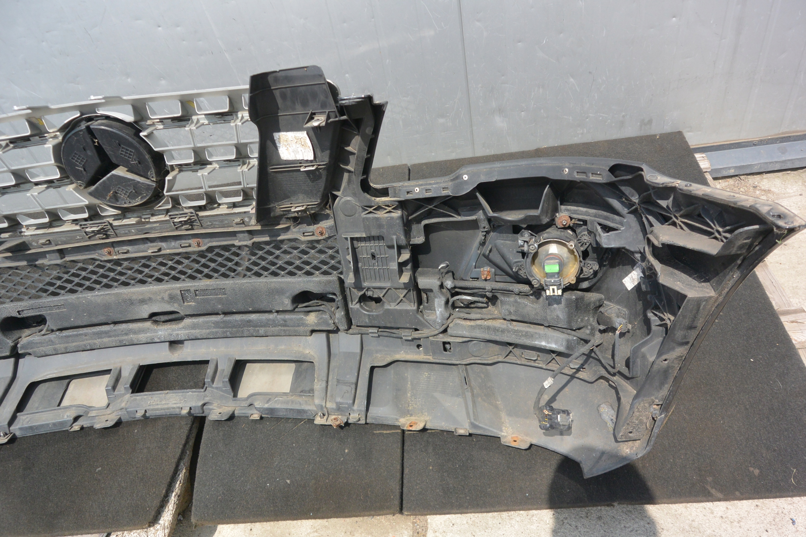 MERCEDES ML W164 bumper grill front LIFT 197 KPL PDC