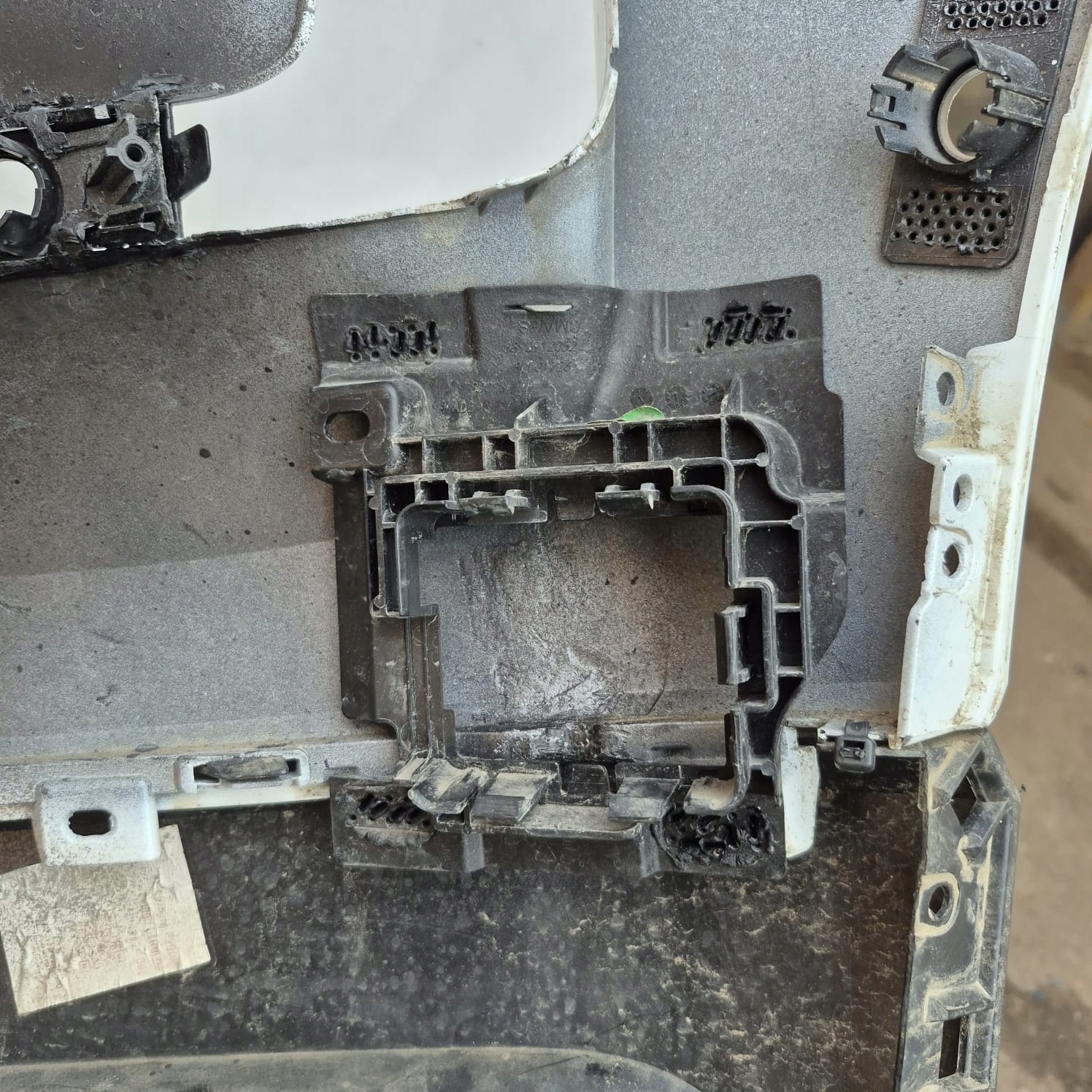 VOLVO EX30 EX-30 23- bumper front front PDC 31345658
