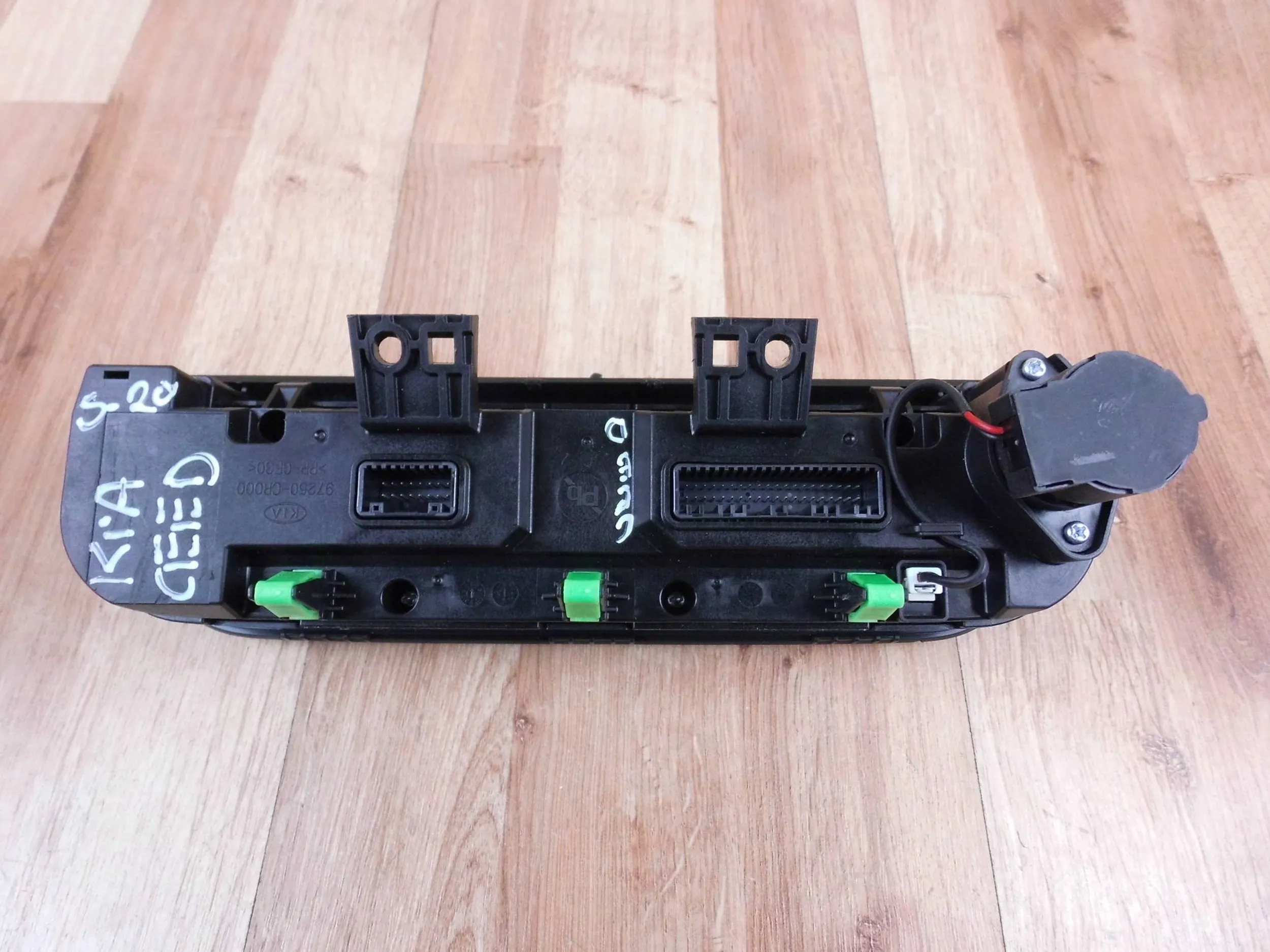 KIA Xceed panel regulacja klimaanlage Schalter 97250CR000