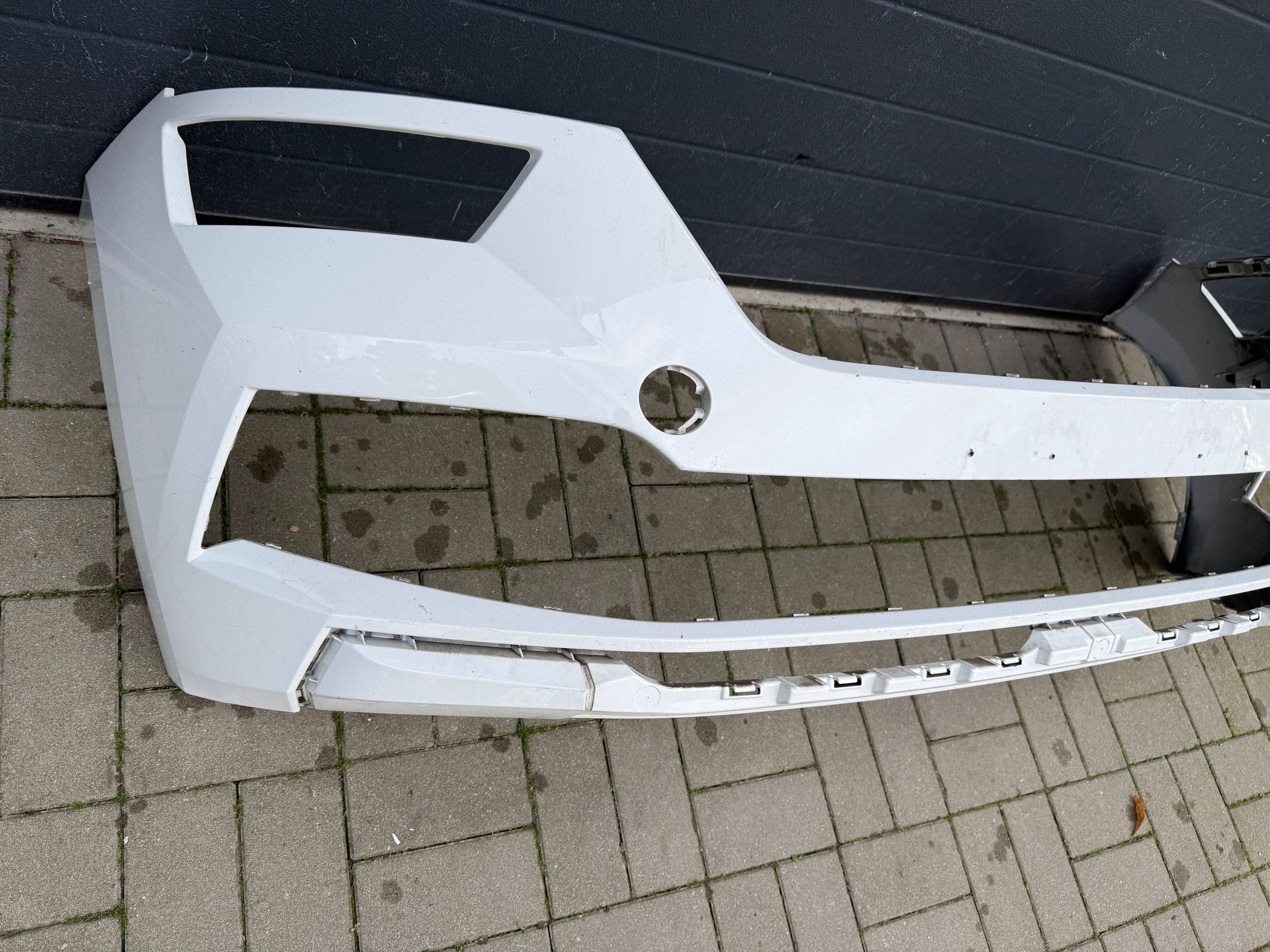Skoda Kamiq 658 18- bumper front front