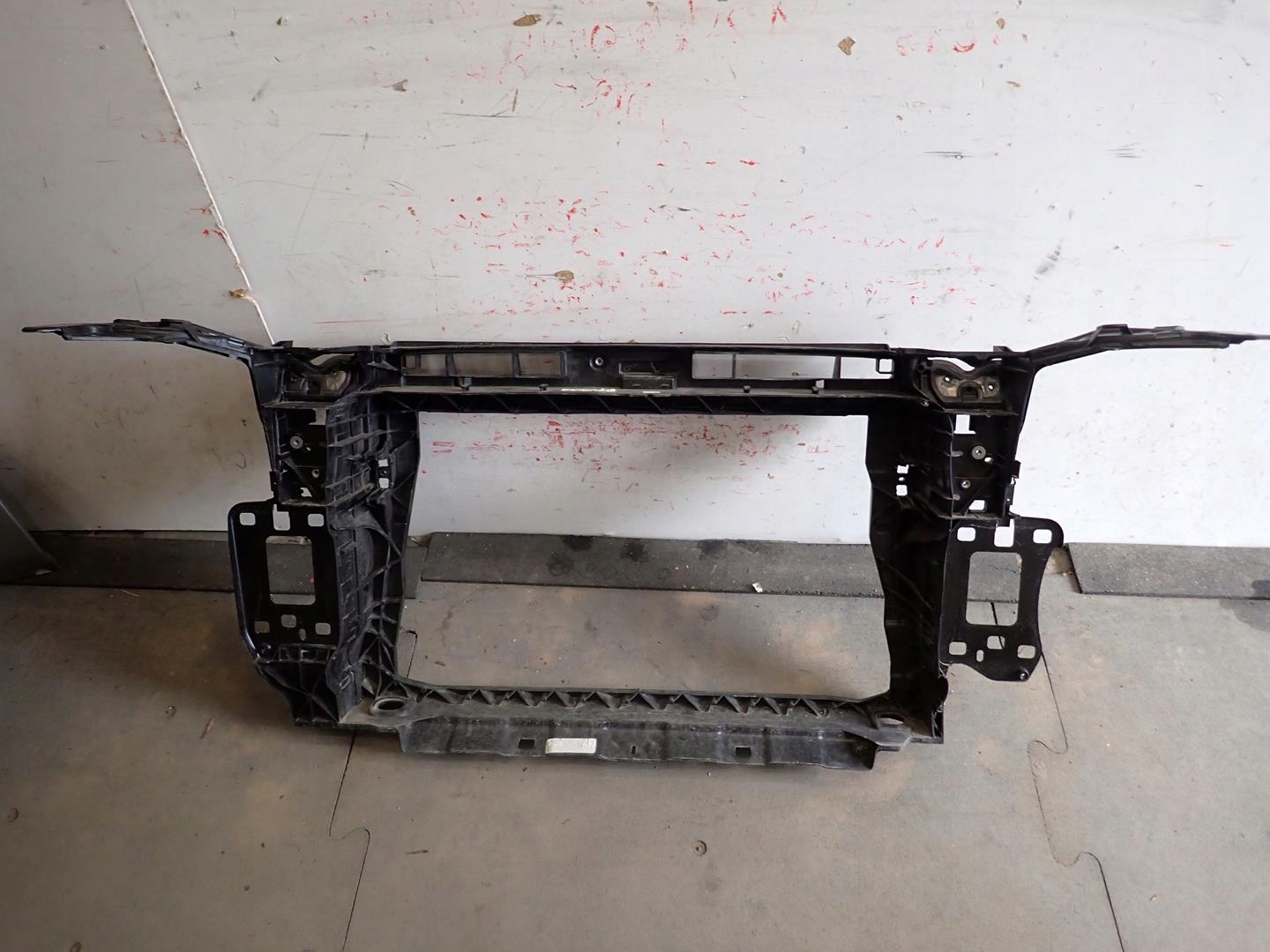 support panel for radiators AUDI Q3 II 2018- 83A805594H
