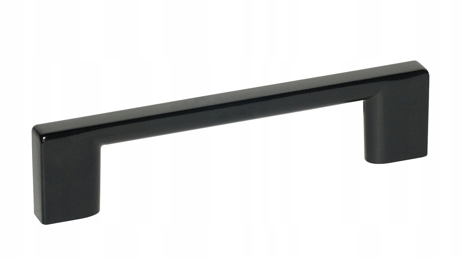 Элегантная, классическая мебельная ручка черного размера. 96  в .
