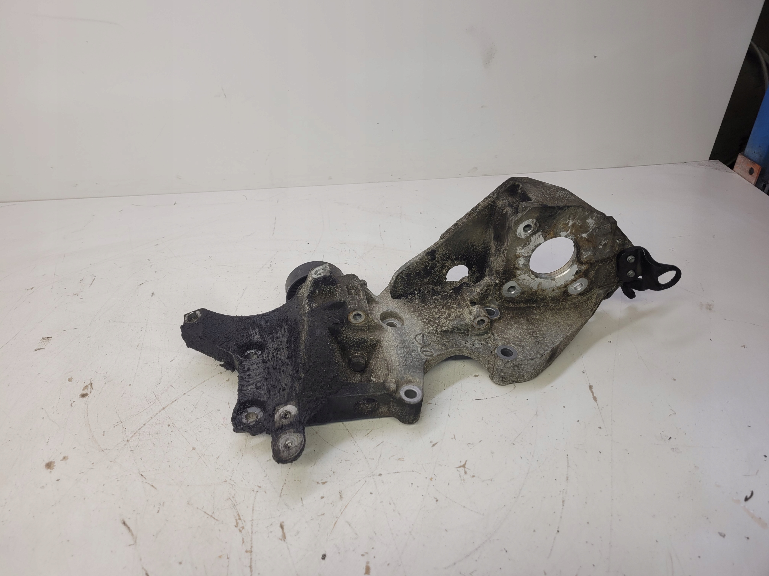 SUPPORTO ALTERNATORE AUDI VW 03L903143D ORIGINALE !