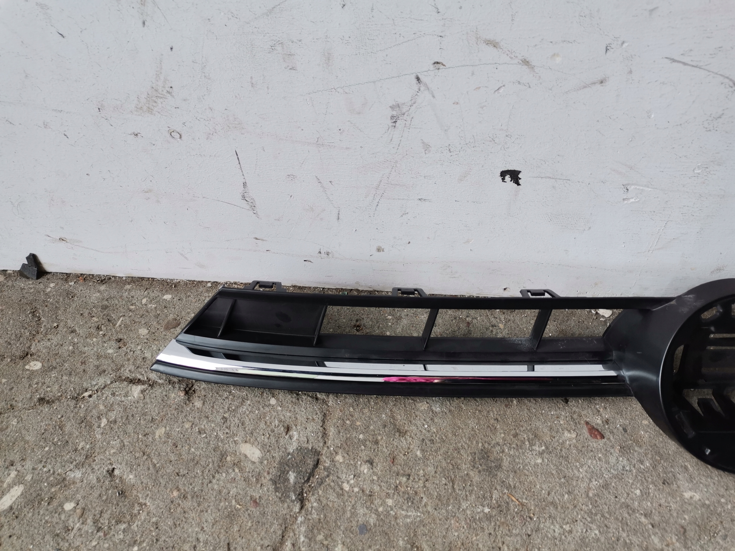front PREKLADgrill front VW POLO VI grill R-LINE LIFT 21