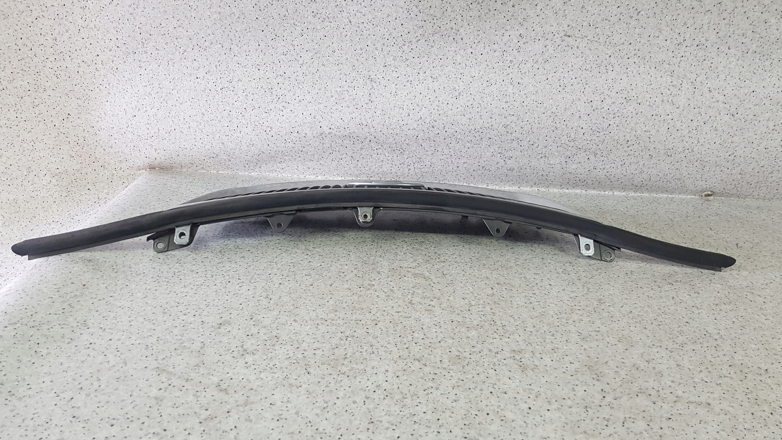 LEXUS IS II grill grille D 9431