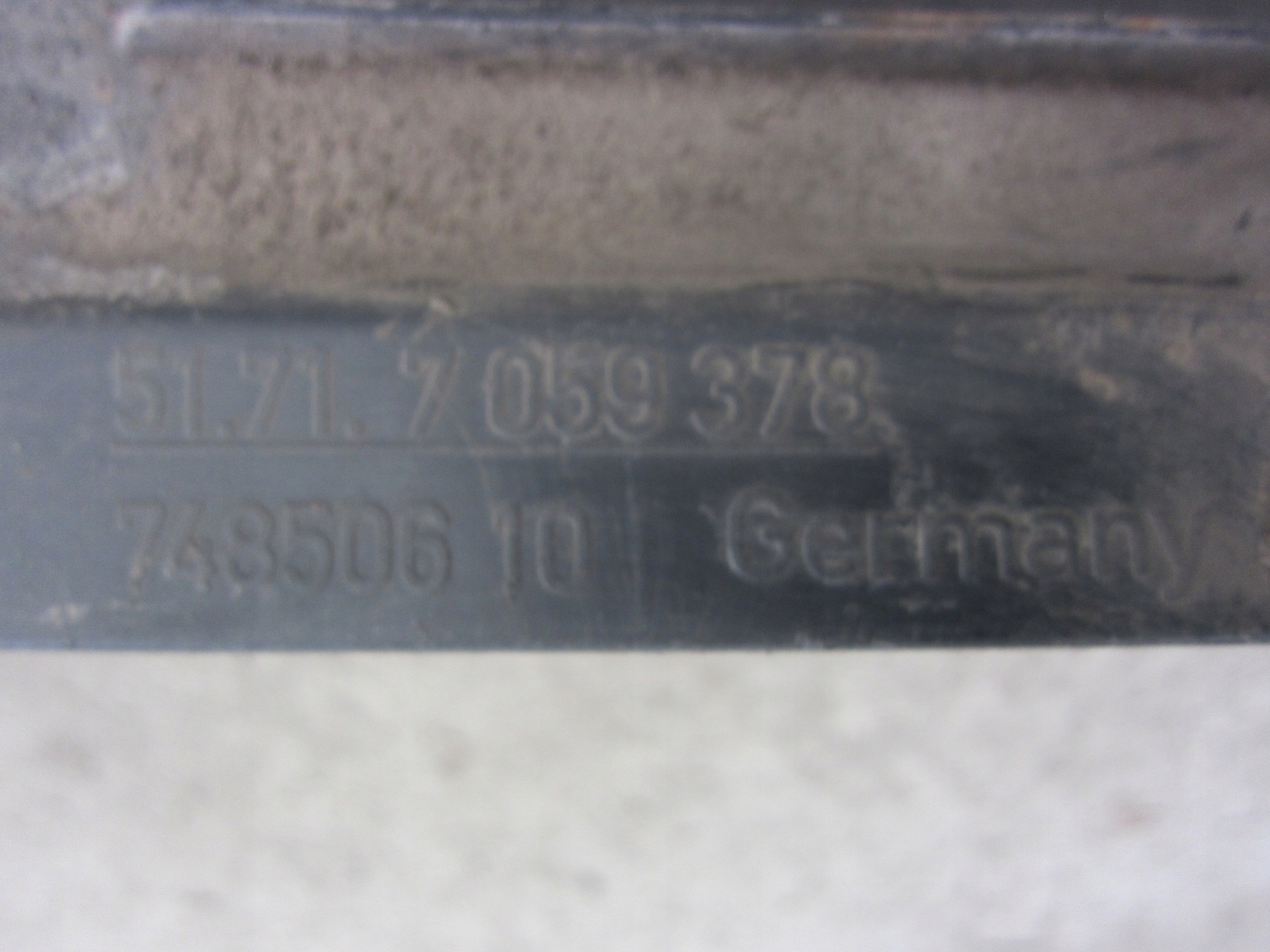 BMW E90 E91 mudguard front left left front II-part rear 51717059377