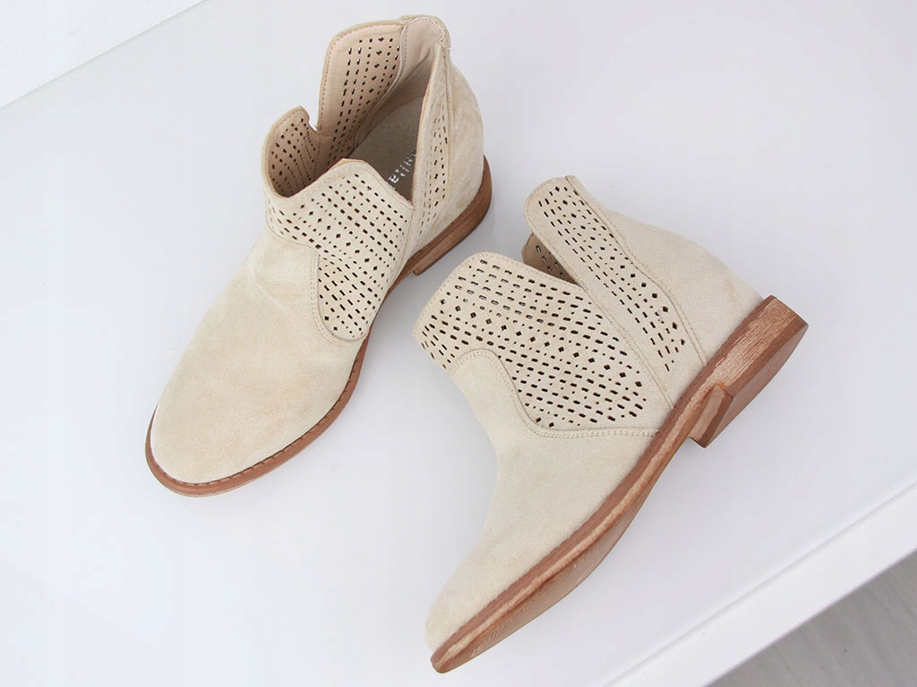 WIOSENNE BOTKI DAMSKIE AŻUROWE BUTY Z WYCIĘCIEM ZAMSZOWE BEŻOWE 41 Rozmiar 41