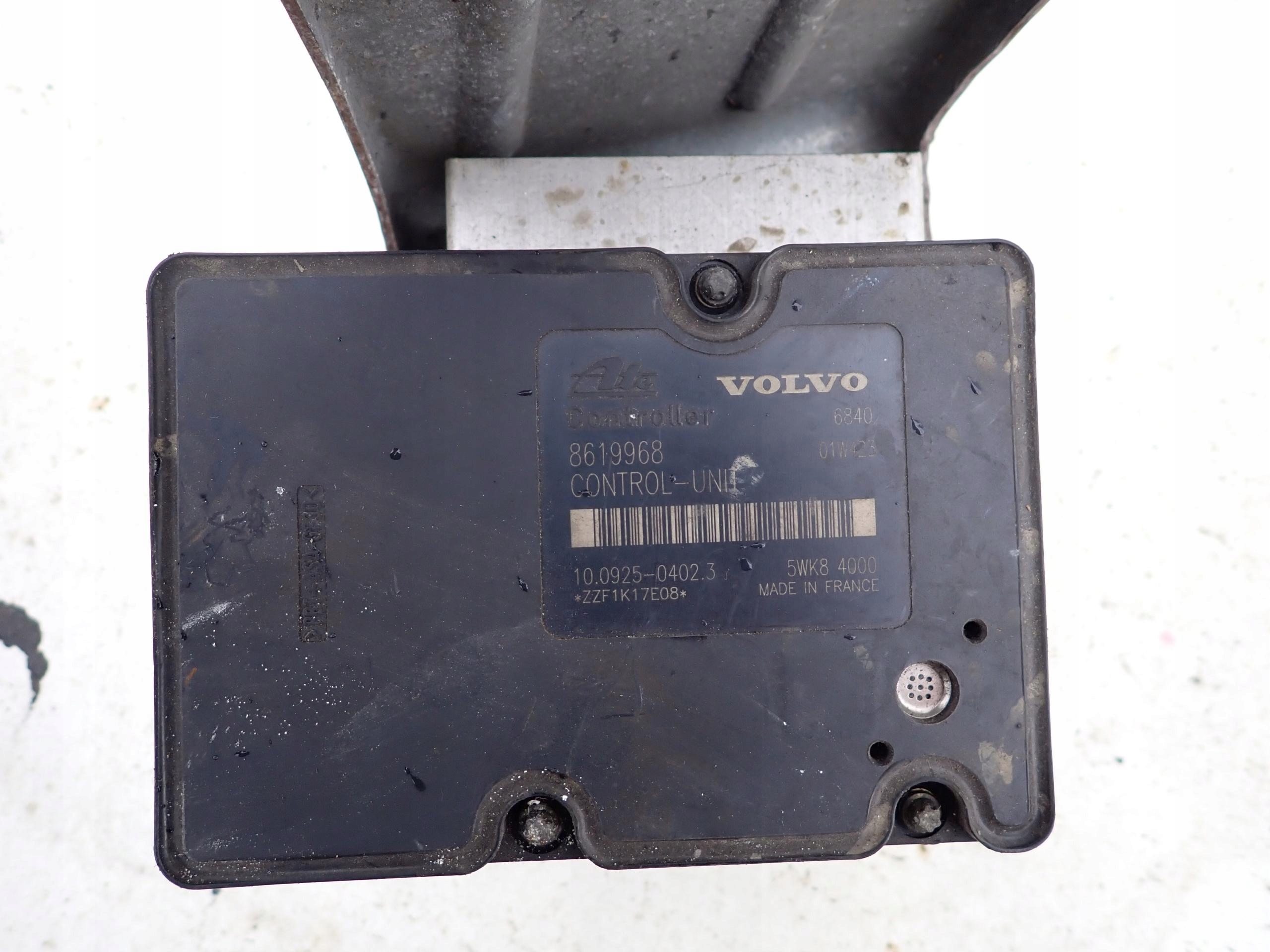 VOLVO V70 XC70 S60 S80 pump control unit ABS 8619968