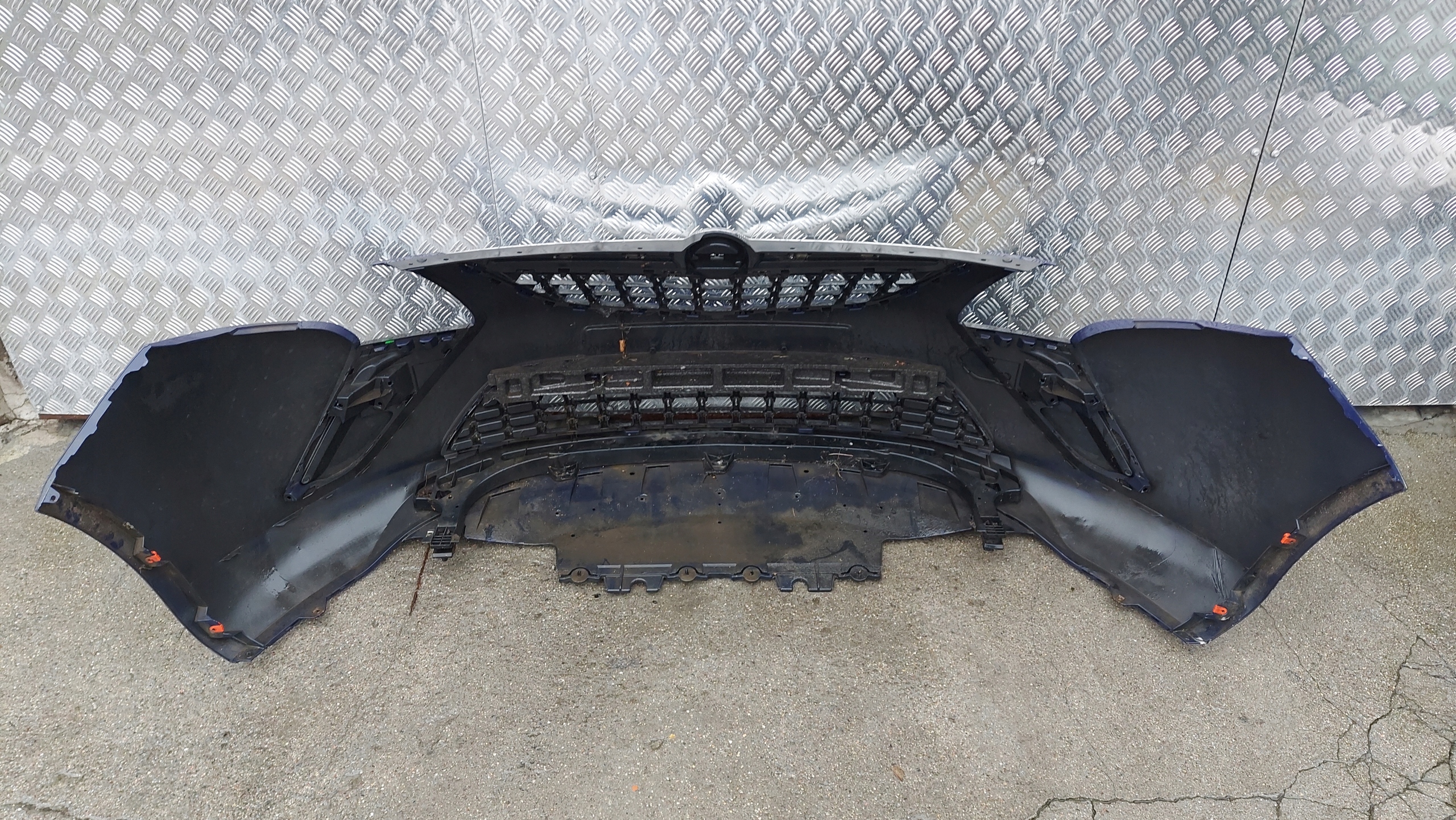 bumper front OPEL ZAFIRA C LAK: Z20Z