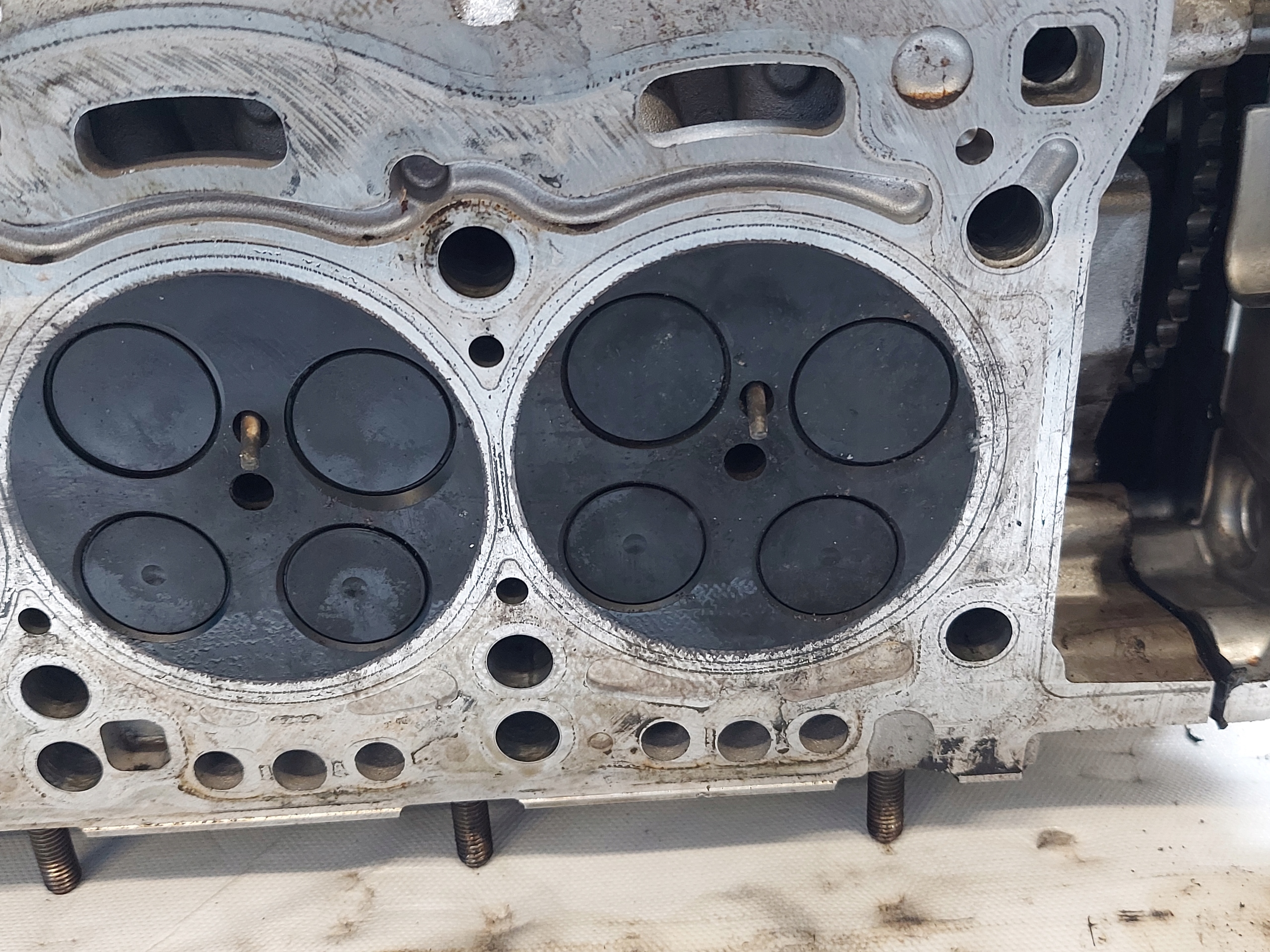 head. A6 2012 R CLA 3.0 TDI 059109130AG