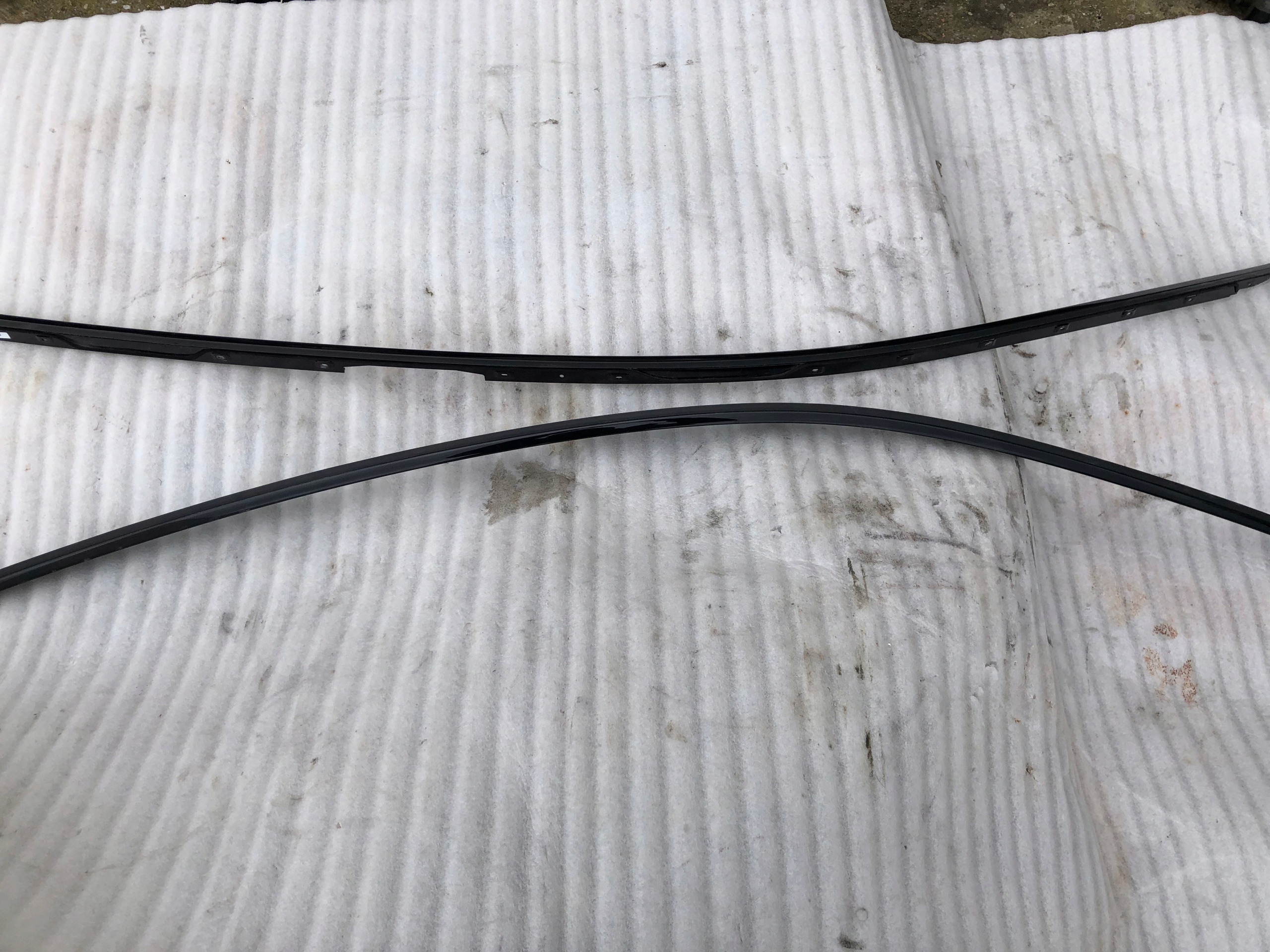 AUDI A7 C8 4K LISTWA DACHOWA LEWA PRAWA 4K8863703A 4K8853704A CENA ZA SZT.