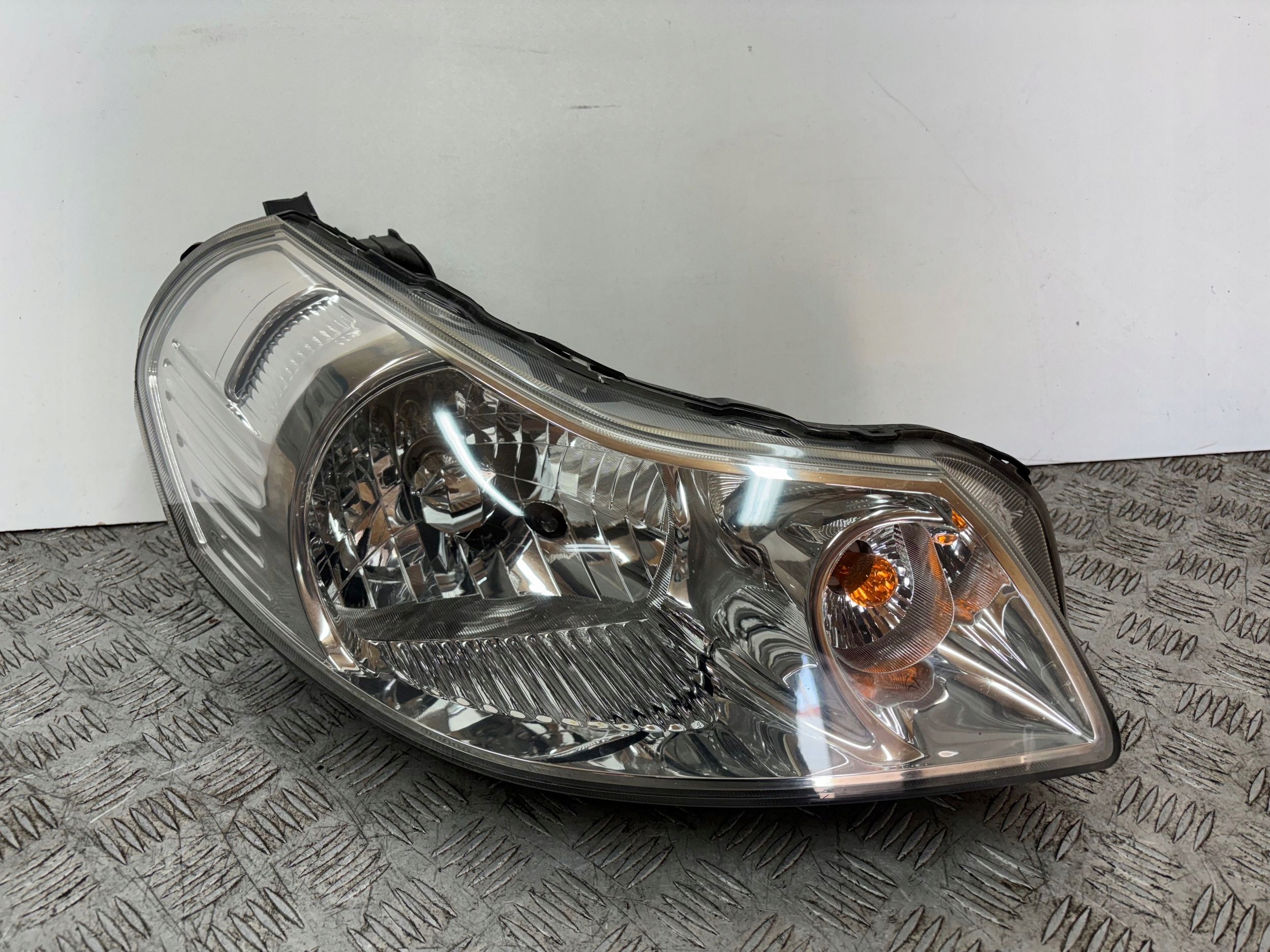 REFLEKTOR light right FIAT SEDICI SUZUKI SX4
