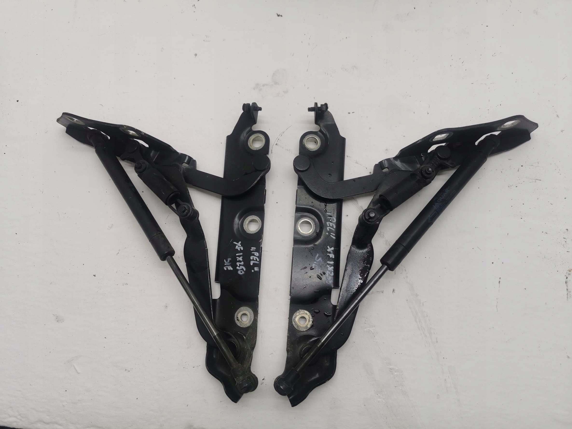 Cerniere del cofano KOMPLET JAGUAR XF e X250 PEL 07-15