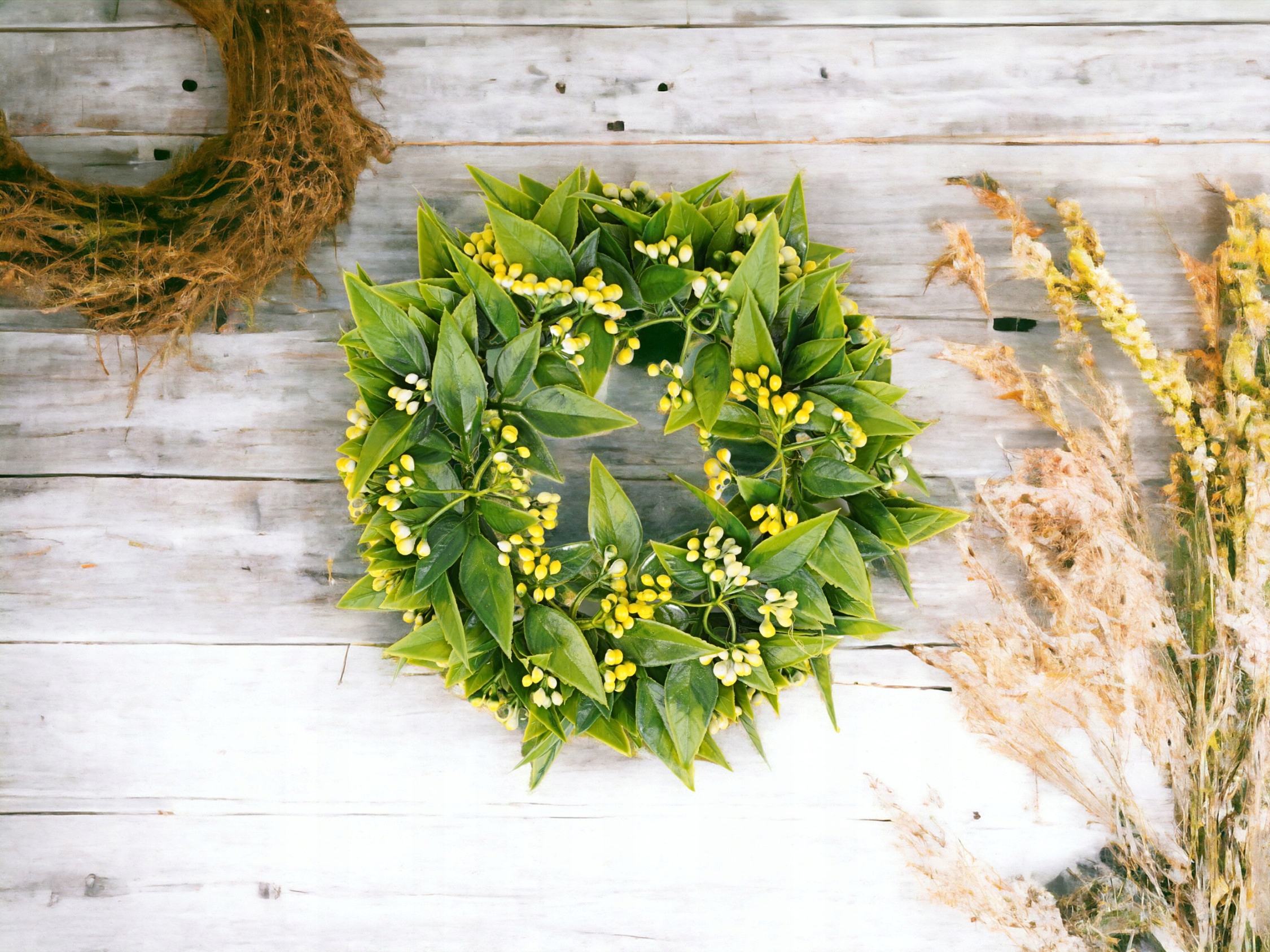 WIANEK RUSKUS GĘSTY LIŚCIE NA STÓŁ DRZWI ŚWIECĘ BOHO MINI KULKI 22cm Kolor żółty