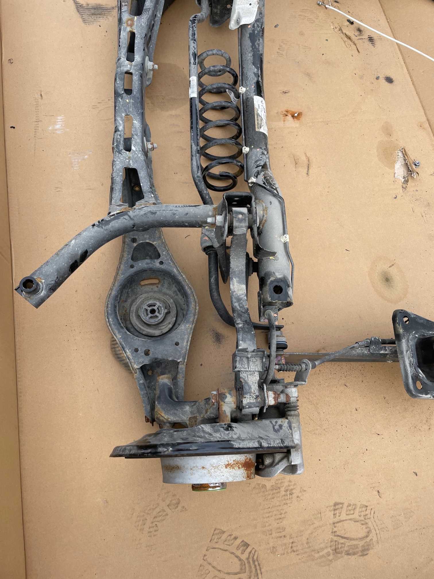 VW GOLF VII ZAWIESZENIE 5Q0205315G 5Q0500042KP Producent części Volkswagen OE