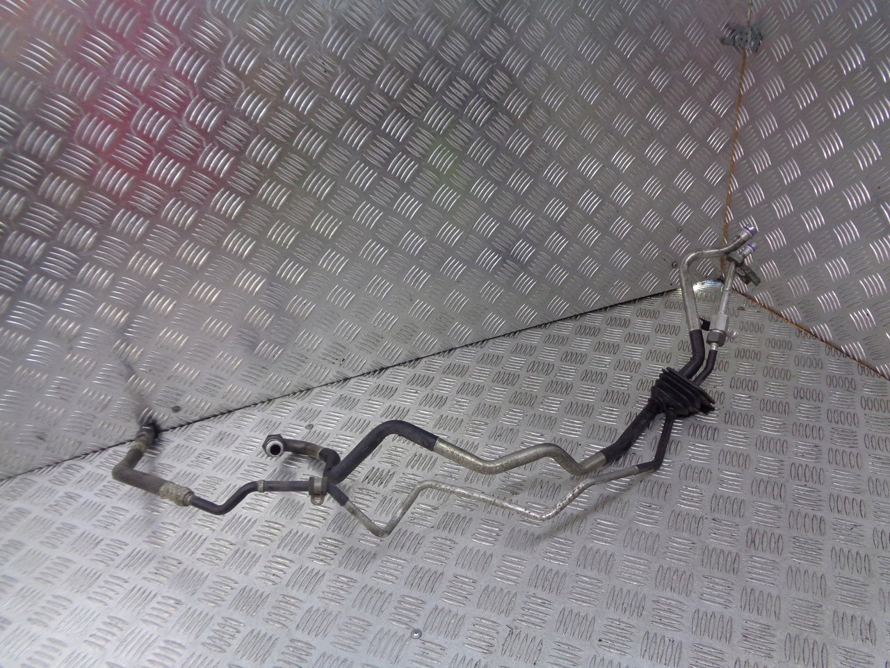 Провода кондиционера AUDI A4 B5 1.6