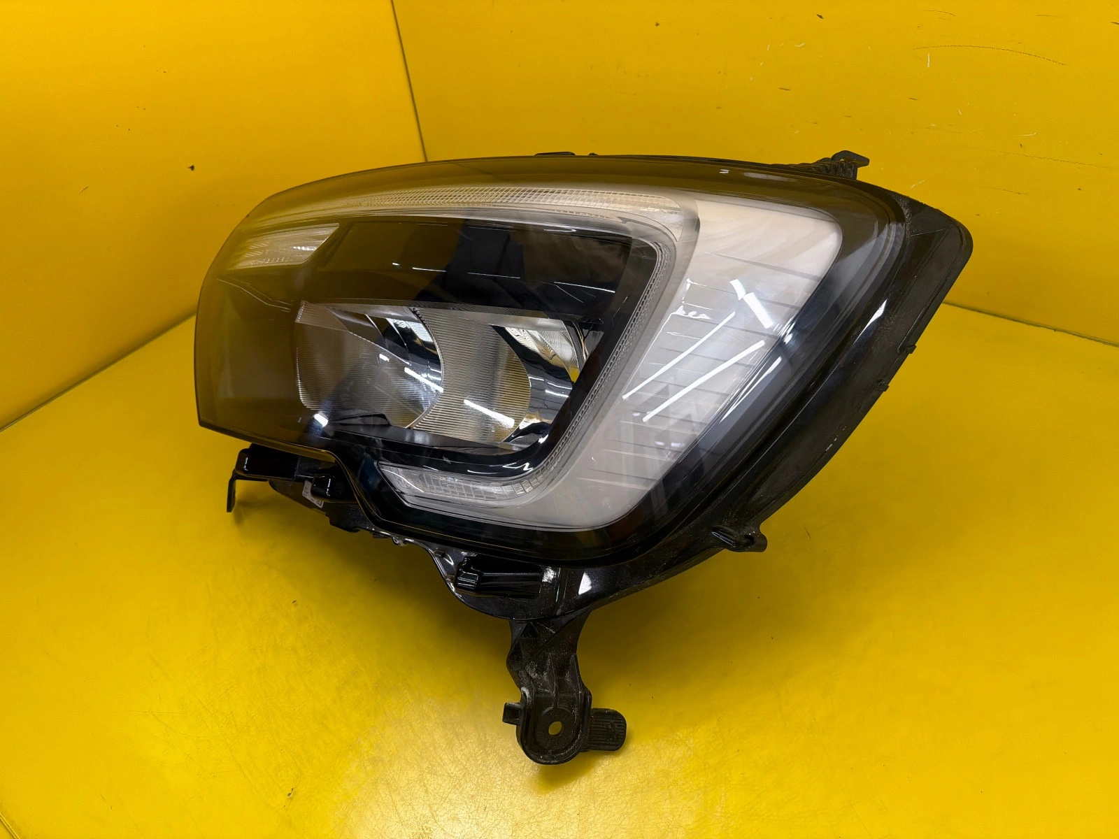 light left Renault Master 4 IV 19- Led 260607867R