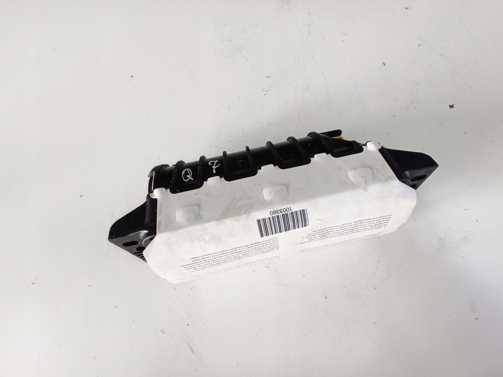 Audi Q7 4L 09r подушка
