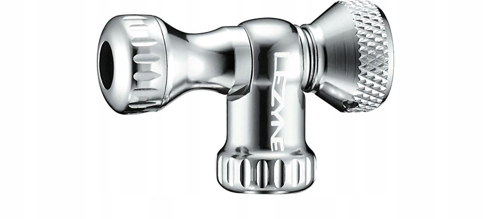 Pumpička na náboje Co Lezyne Control Drive Cnc stříbrná