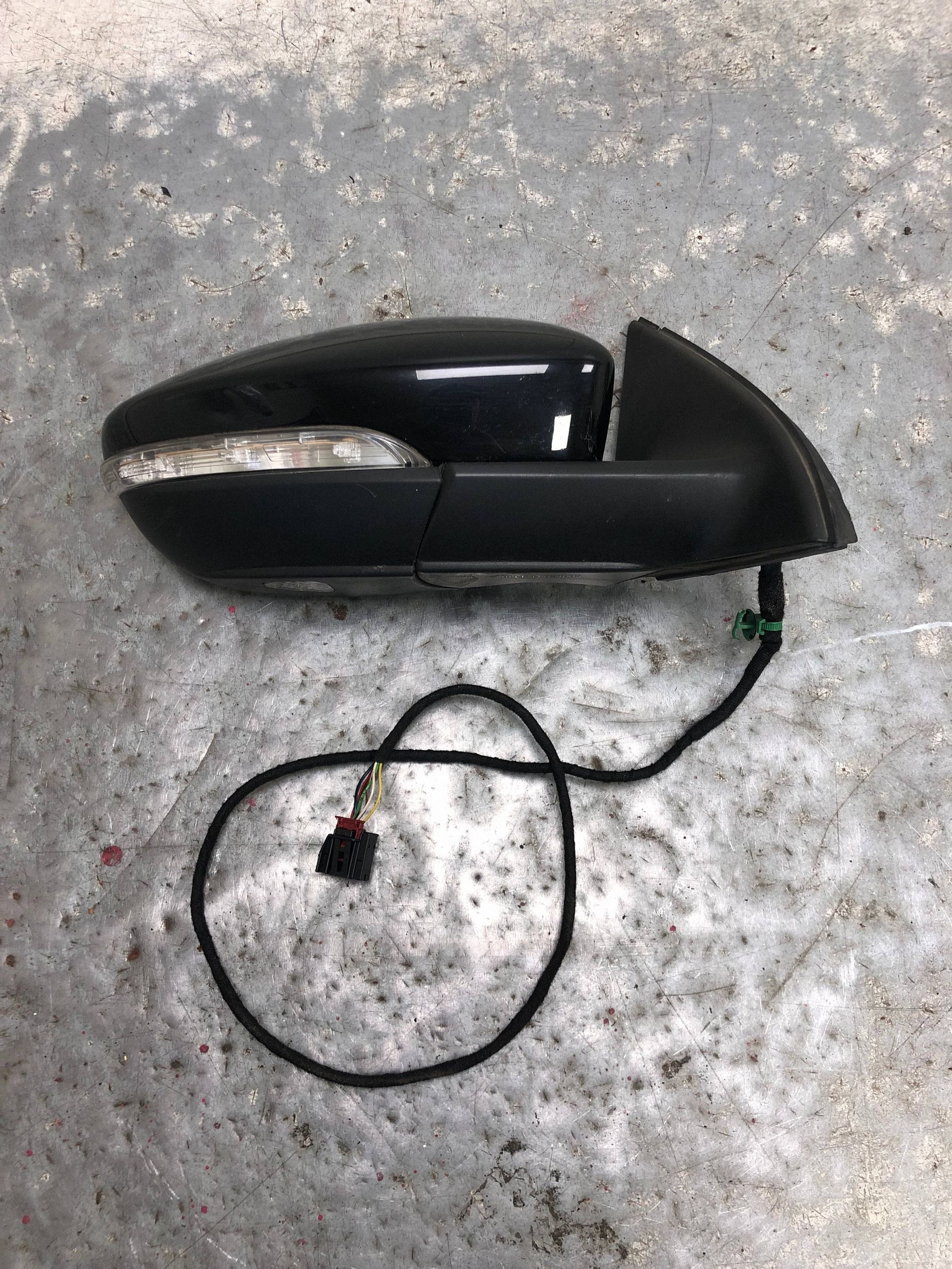mirror right 7 PIN VW PASSAT B7