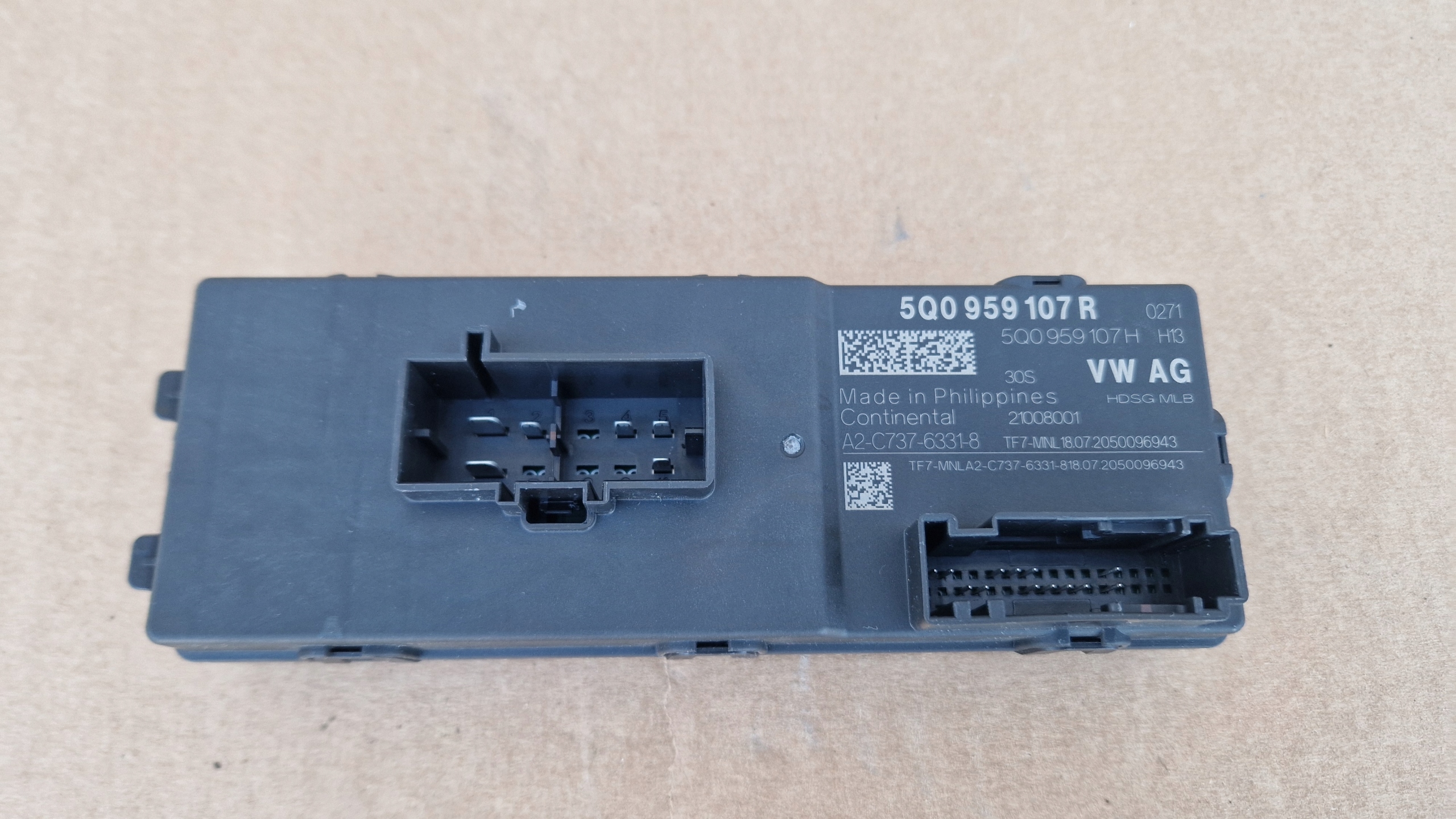 module control unit bonnet 5Q0959107R VW AUDI SKODA
