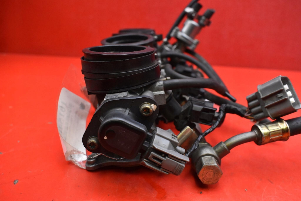 Valvola a farfalla HONDA CBR 929 RR SC44 147 KM 00-01