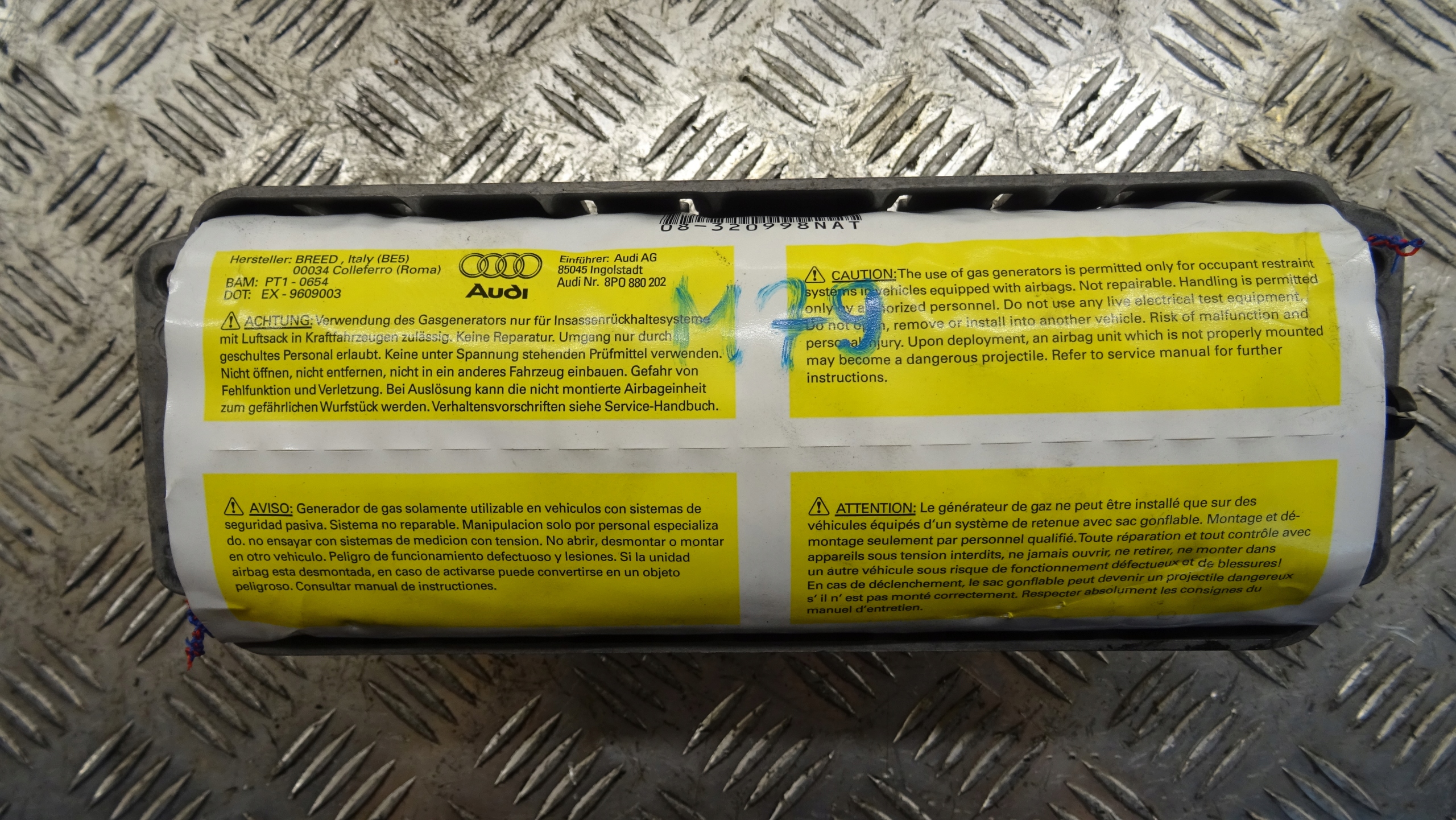 passenger airbag airbag Audi OE 8P0880202 NR M79