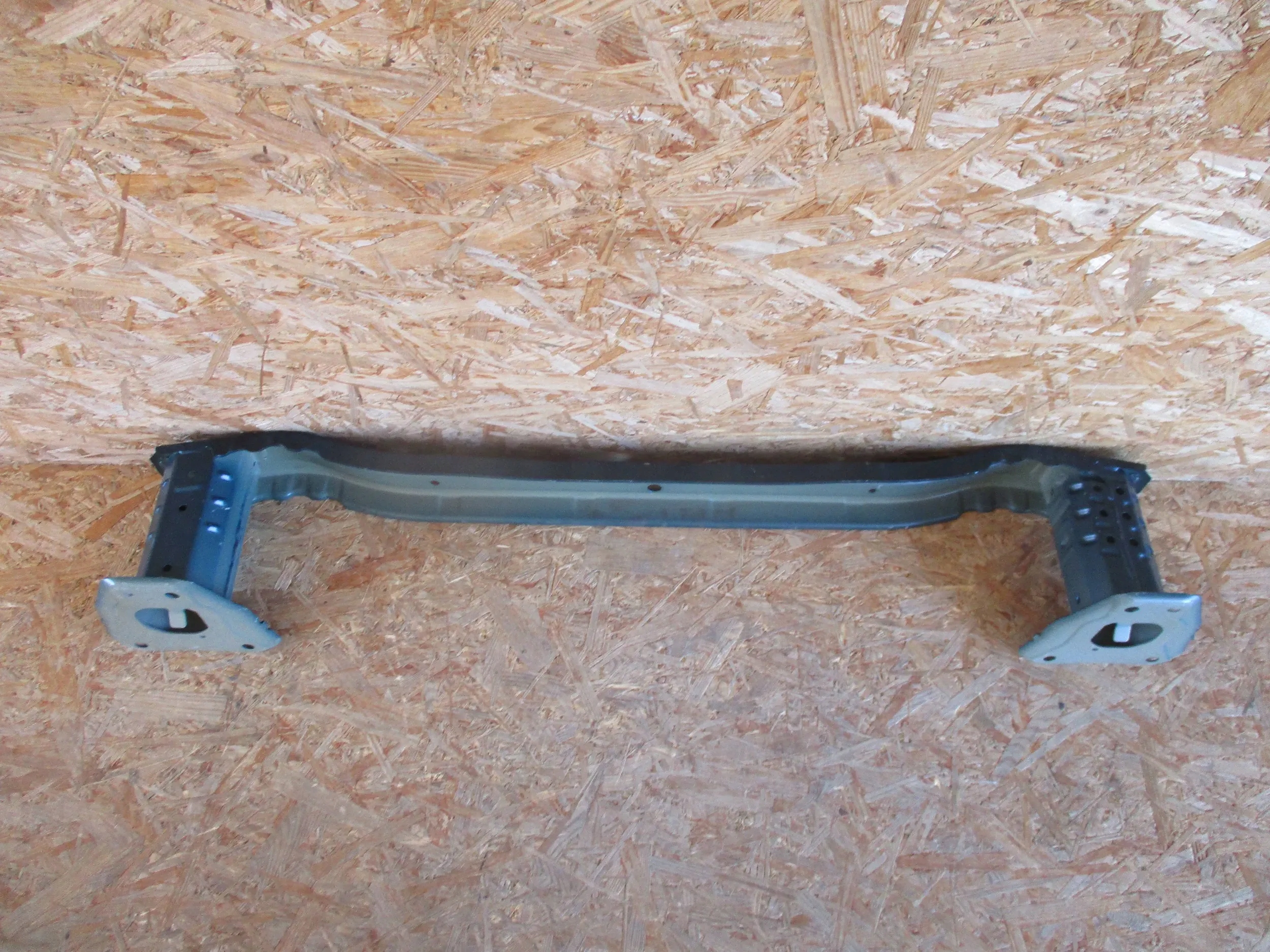 bumper support rear part rear TOYOTA COROLLA E21 HB