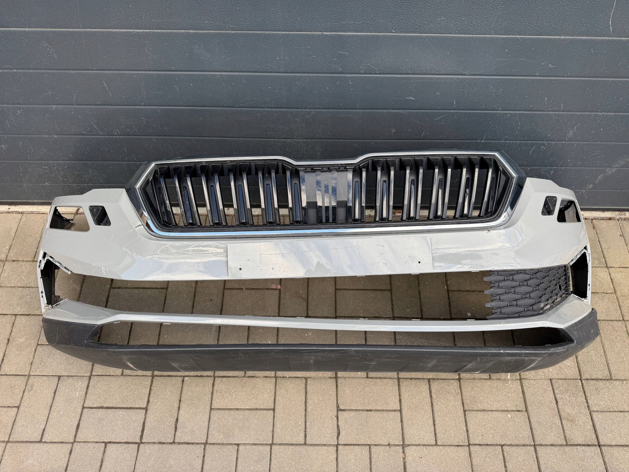 Skoda Karoq 57A 21- Lift bumper front front