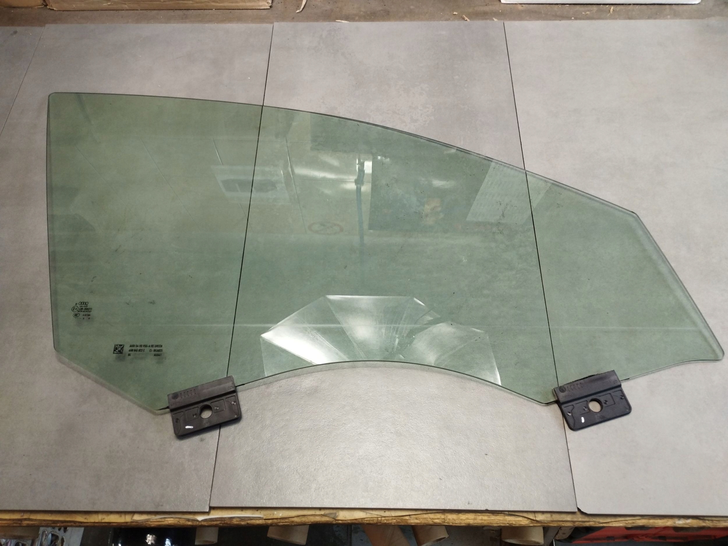 Audi A8 D4 4H 2016 window door right front 4H0845022E PODWOJNA