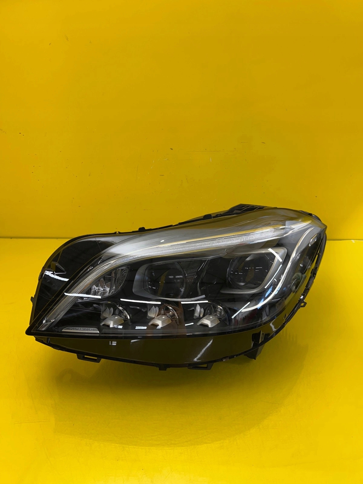 light left front Mercedes-Benz CLS C218 X218 Multibeam Led A2189067102