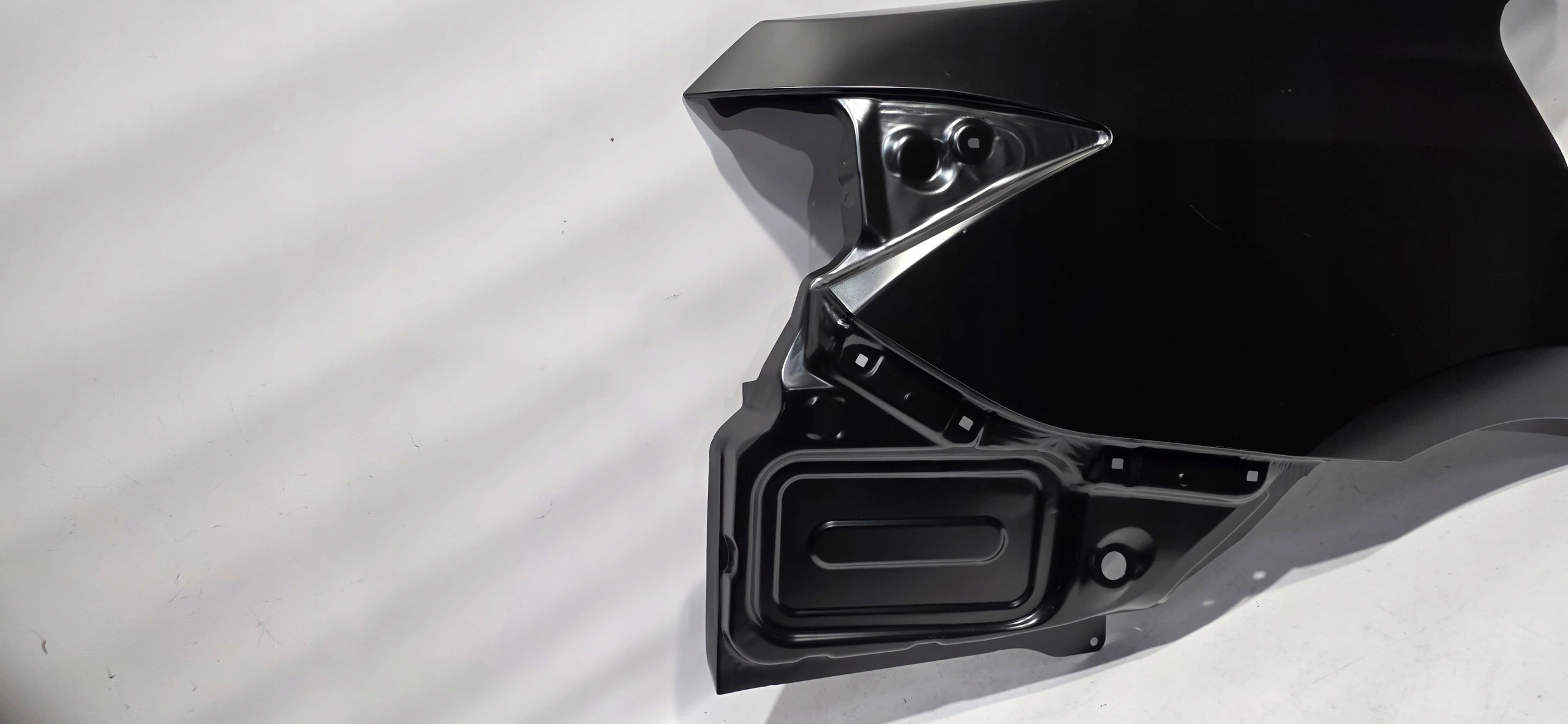 parafango Destra posteriore TOYOTA COROLLA E16 13-19 nuovo Originale