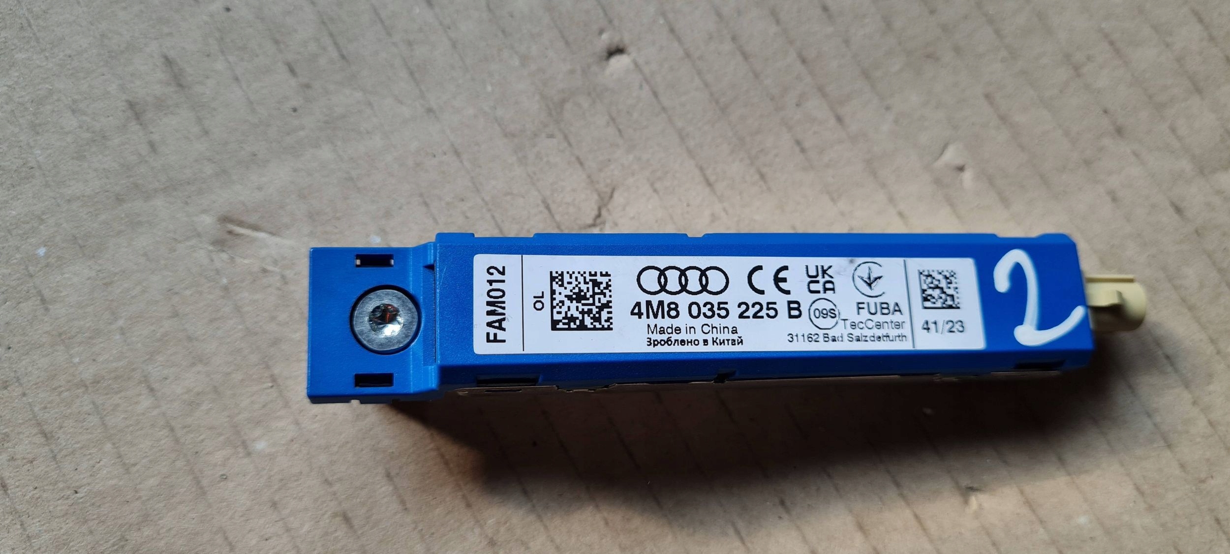SQ8 4M RSQ8 Q8 antenna amplifier 4M8035225B