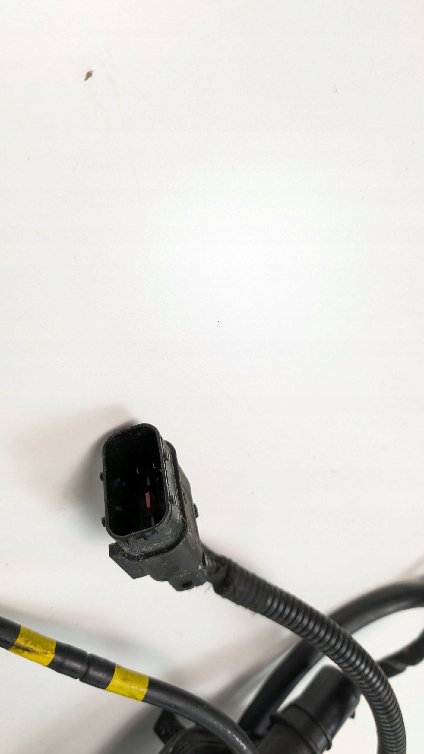 Alfa Romeo Stelvio 50541382 washer fluid tank
