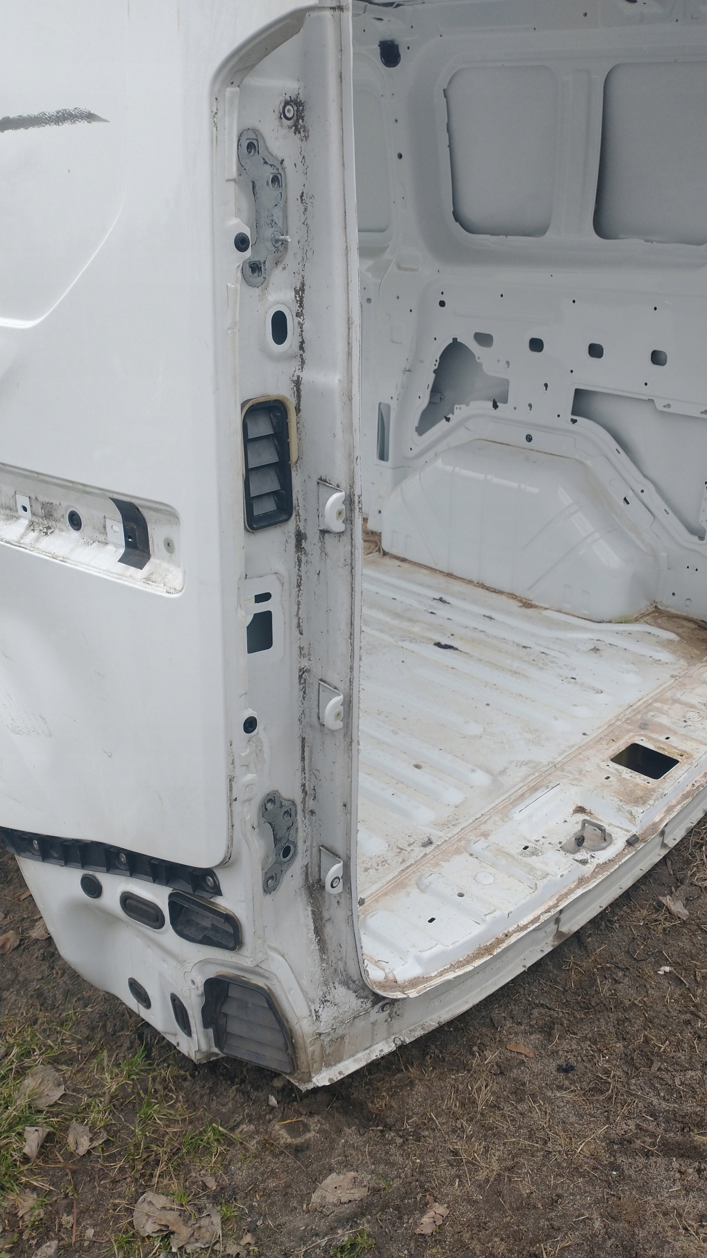 FORD CUSTOM LIFT PAS TYLNY PODŁOGA WANNA Producent części Ford OE