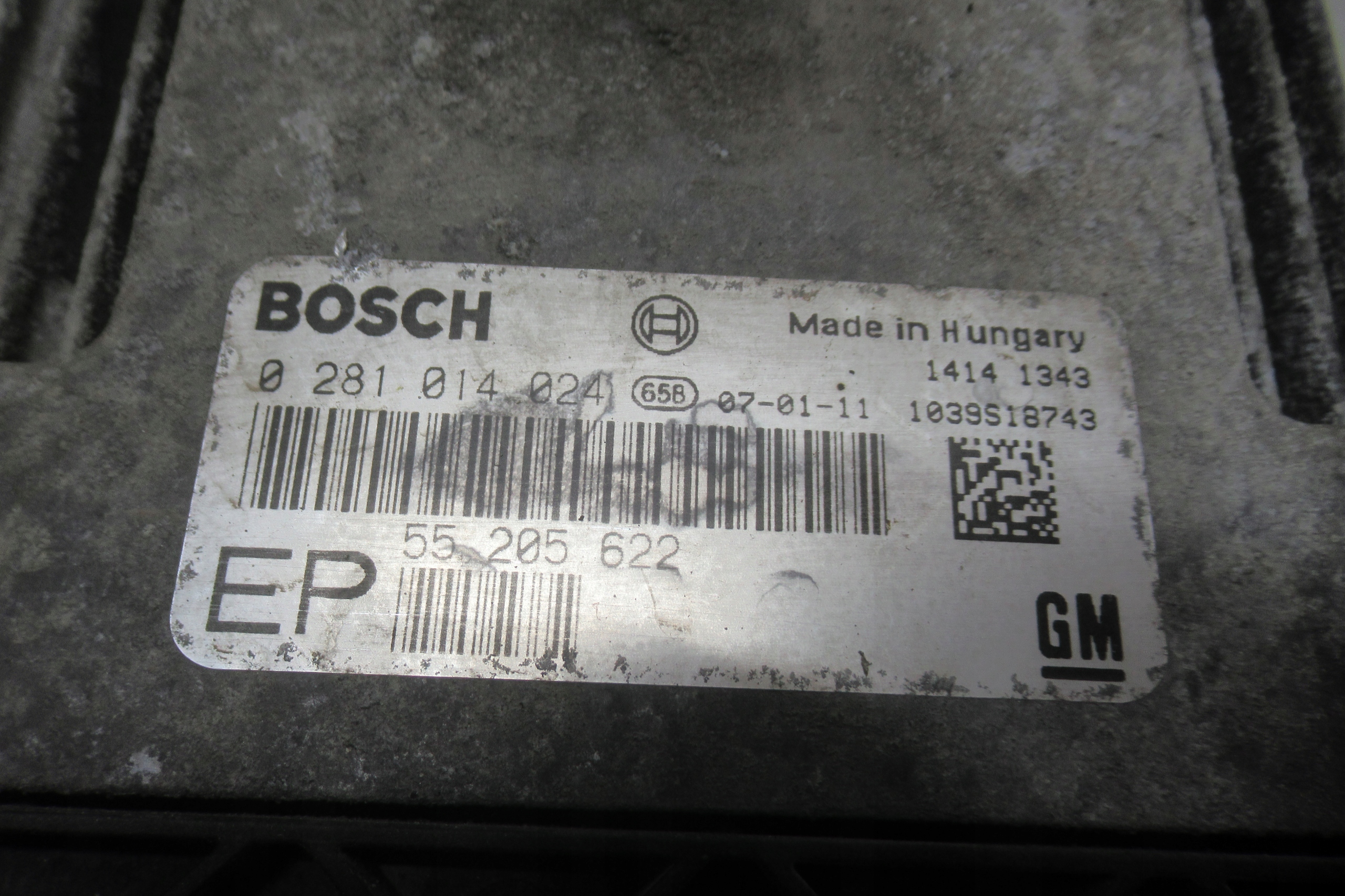 OPEL ASTRA H CABRIO 1.9 CDTI 06R computer control unit of the engine 55205622EP