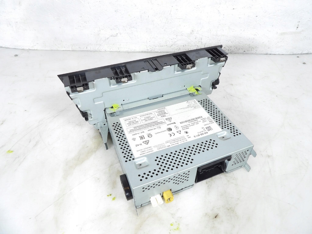 Radio Skoda OE 6V0035871D