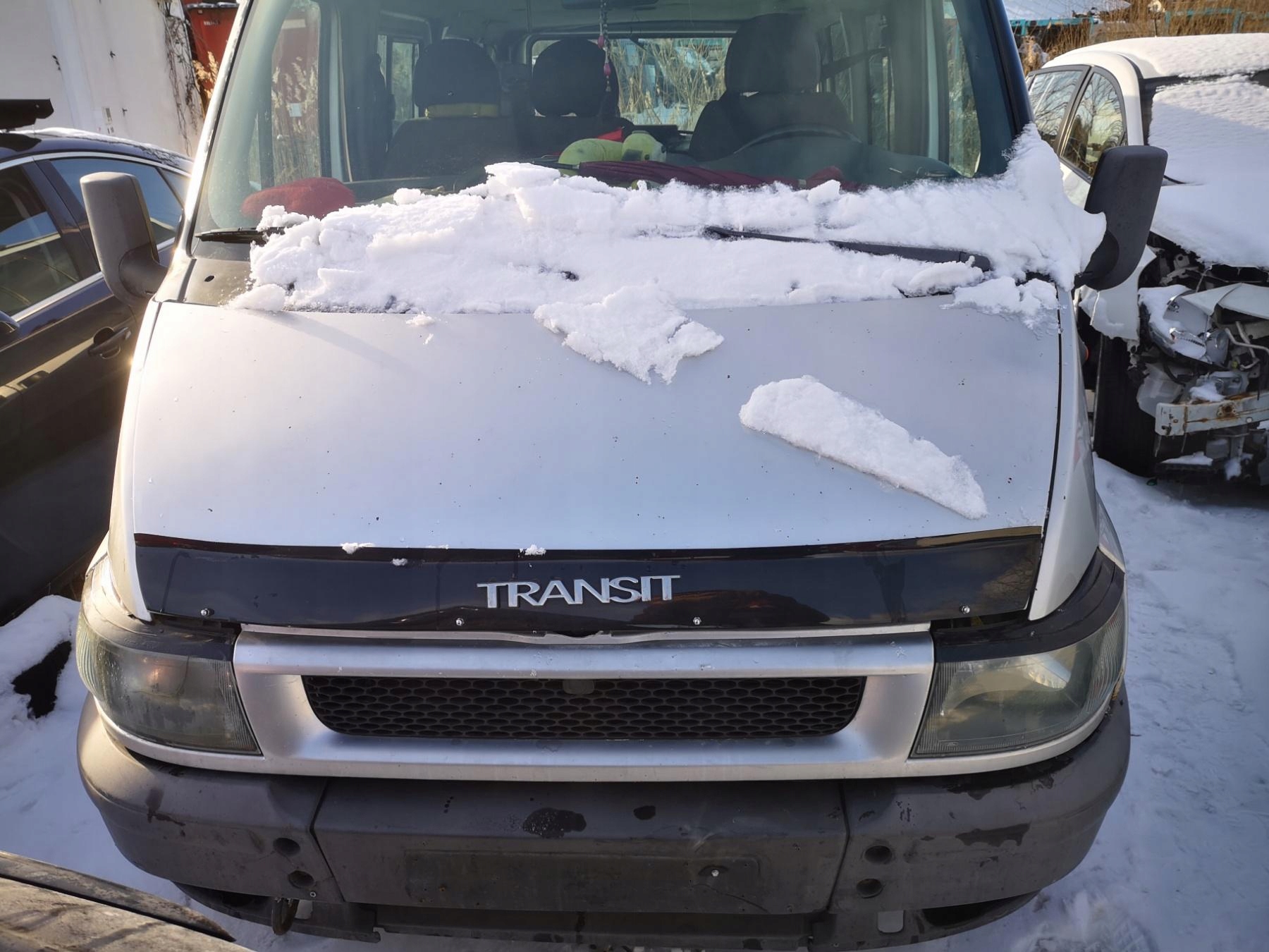 FORD TRANSIT шланг воды 2001 2.0л