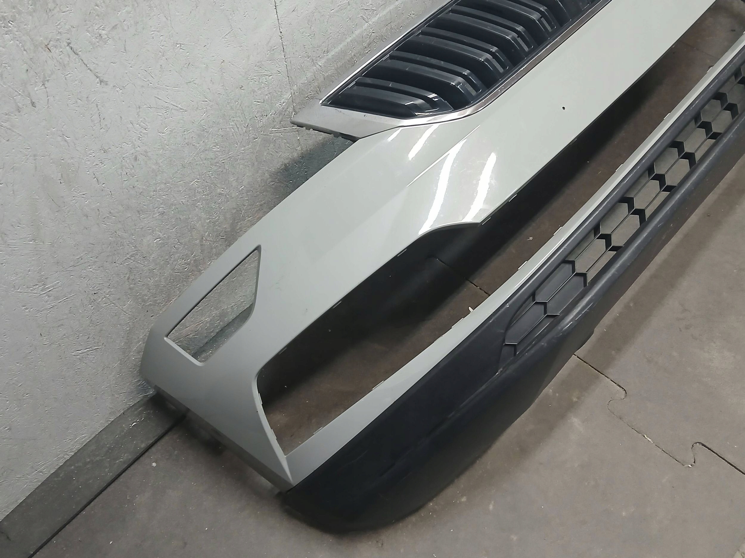 nárazník předek SKODA KAROQ