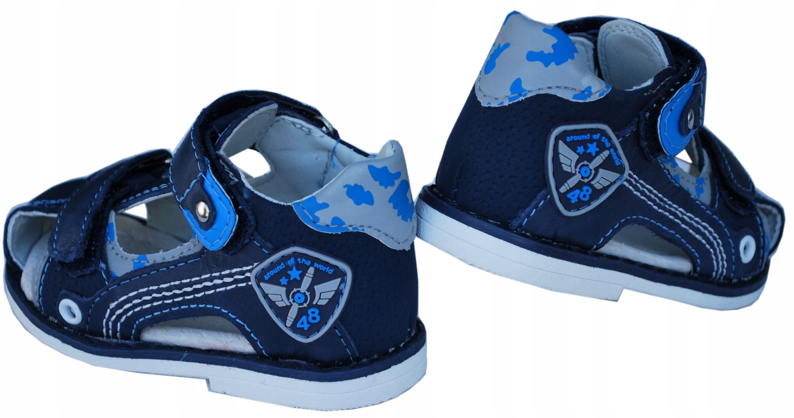 Sandałki 100% skóra, obcas THOMASA r 24 / 15cm Kod producenta F-260