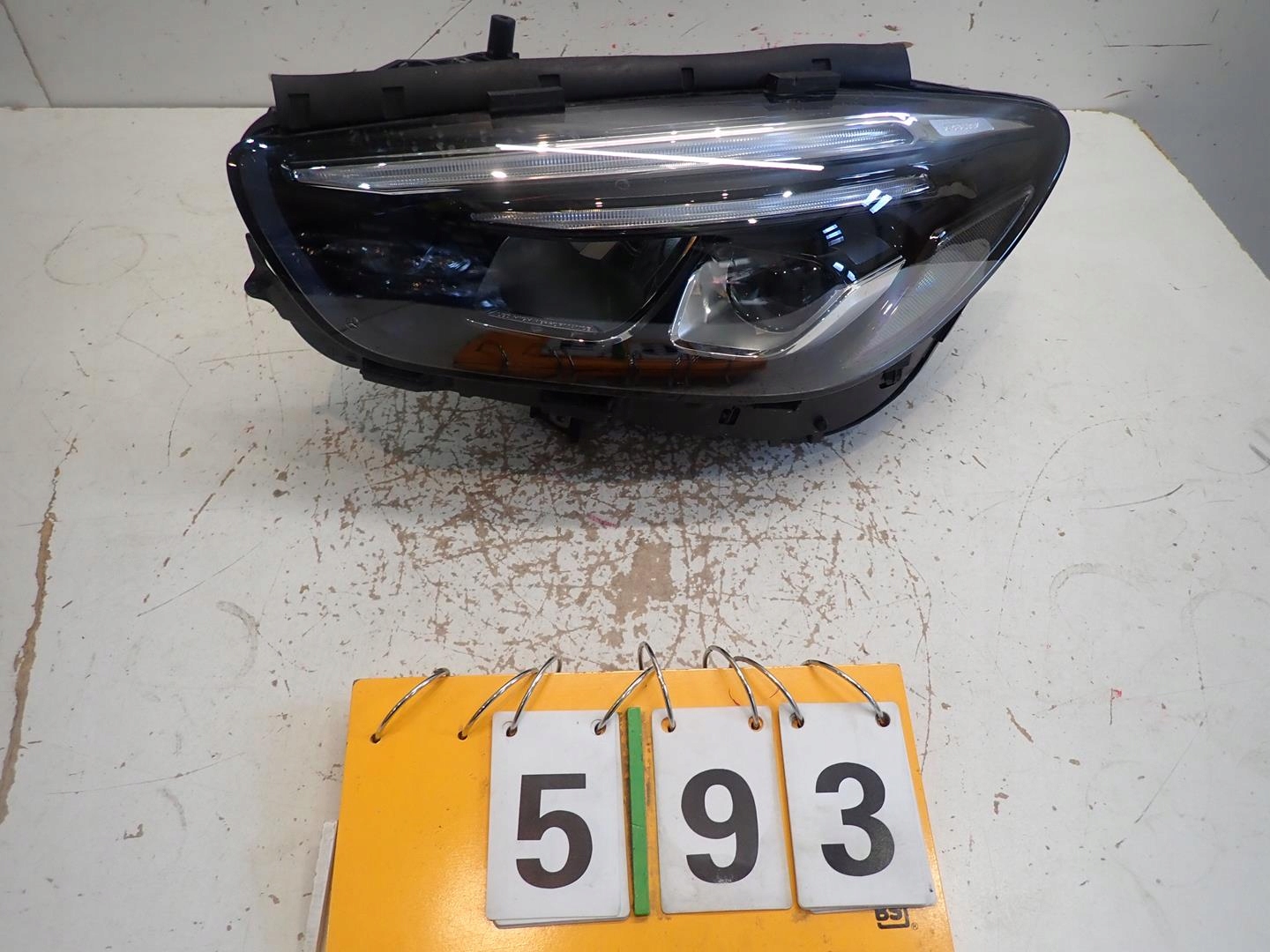 light front left MERCEDES B-KLASA W247 18 FULL LED