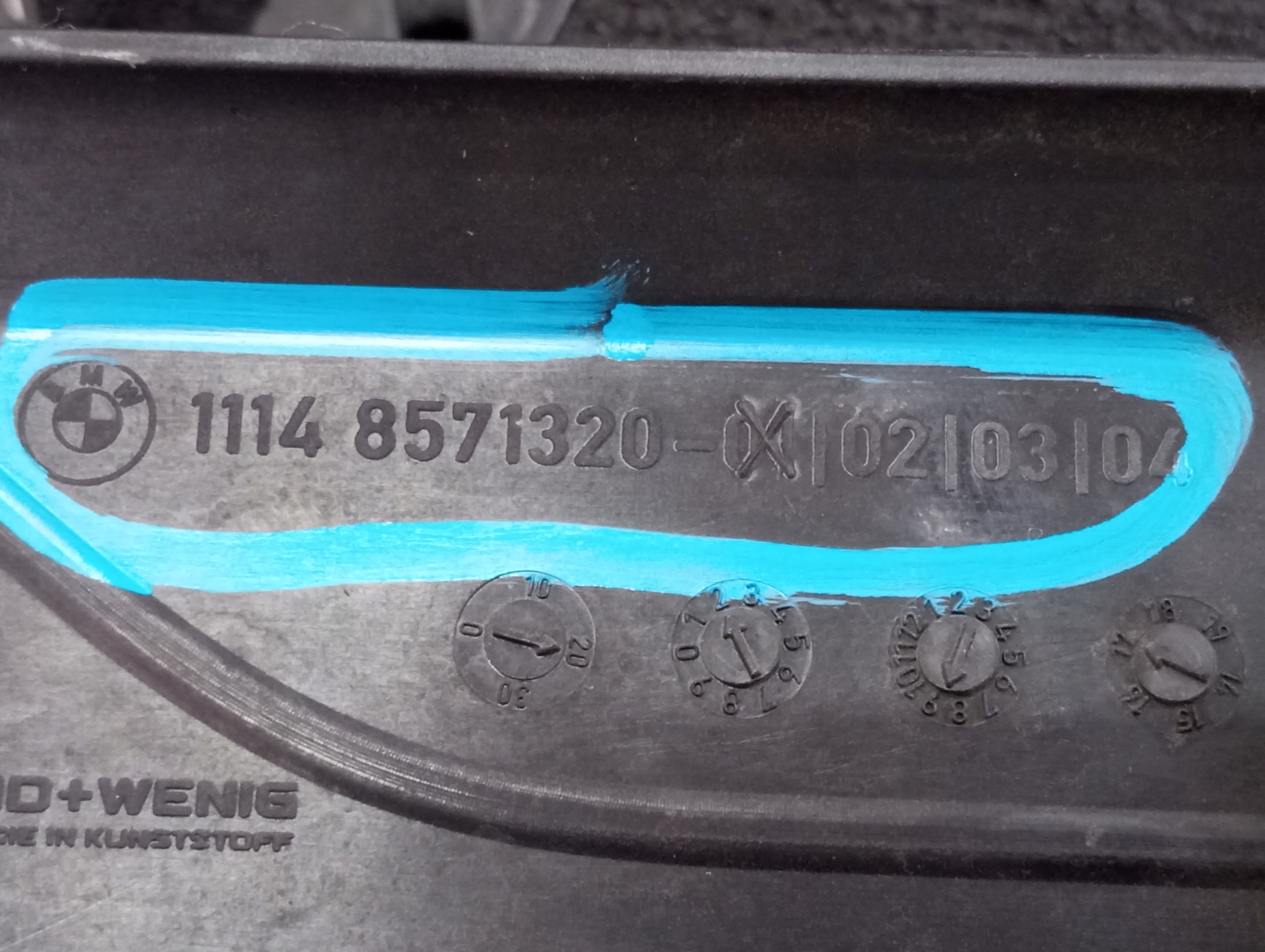 engine housing cover BMW 8571320