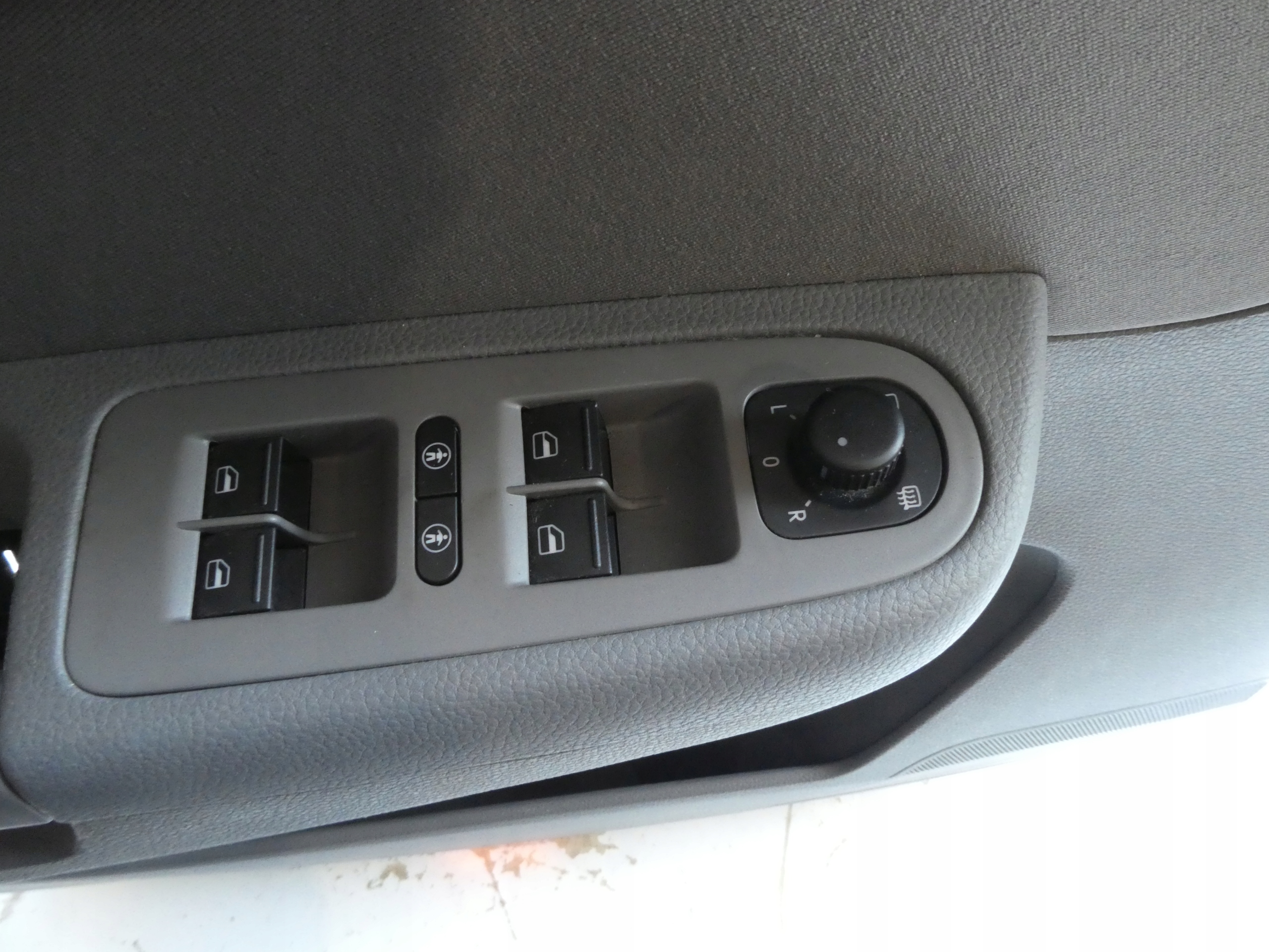 SHARAN ALHAMBRA upholstery left front 7N1867011