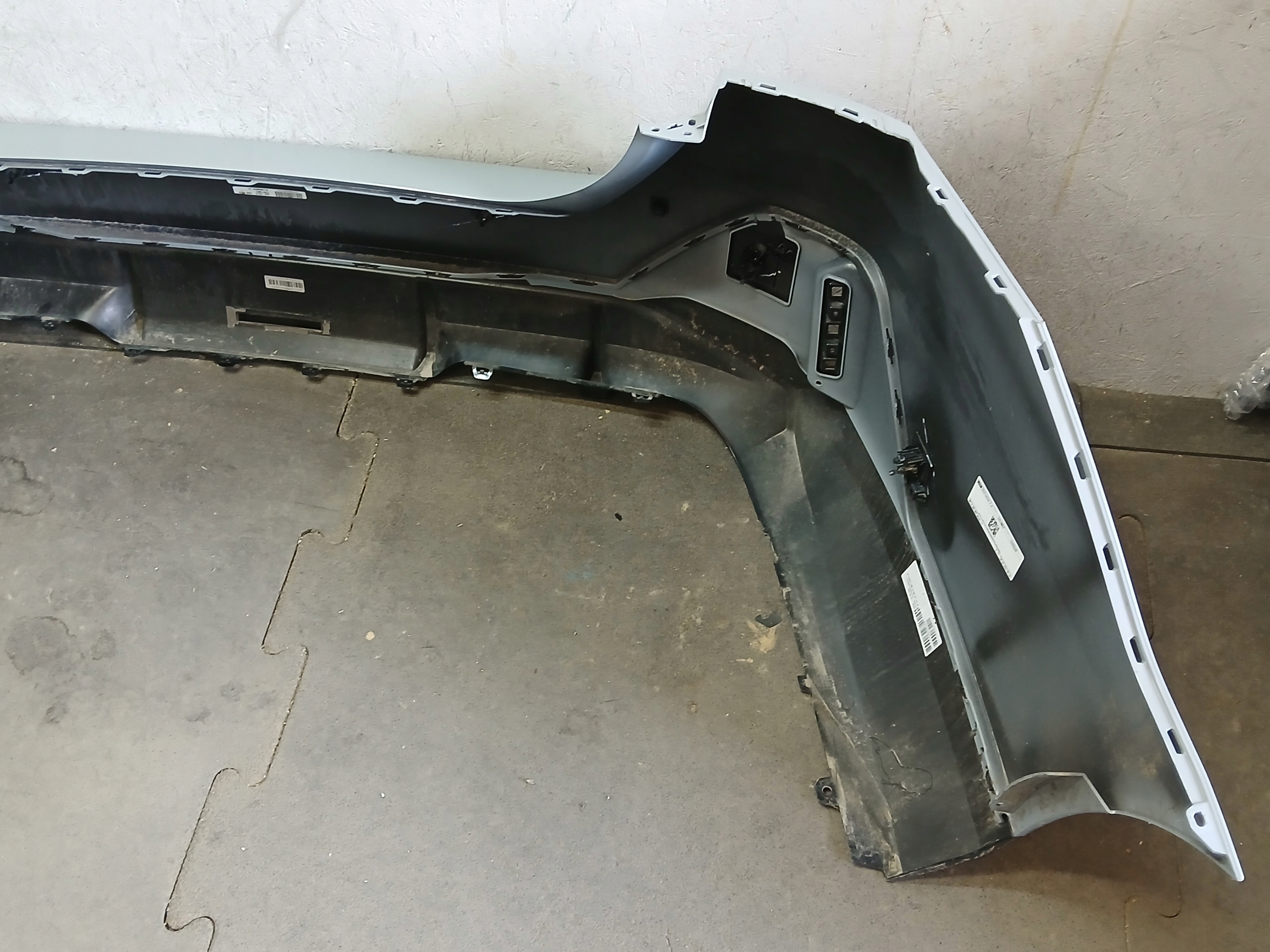 nárazník záď BMW 5 V G60 M PAKIET
